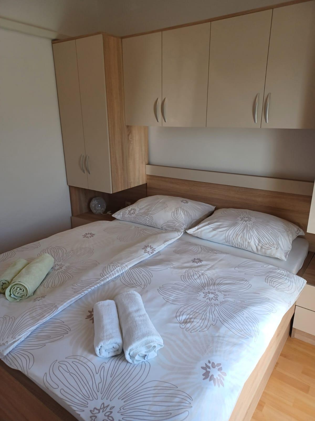 Top Rab Kampor Top Rab Kampor