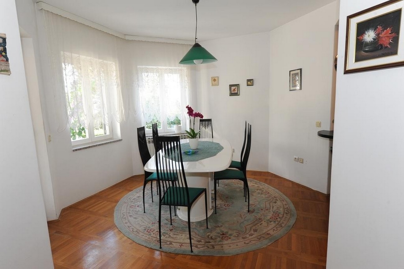Four bedroom house with terrace and sea view Zadar - Diklo, Zadar  K