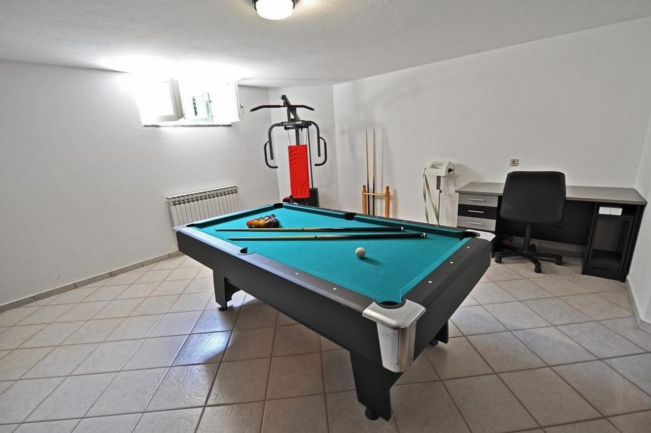 Four bedroom house with terrace and sea view Zadar - Diklo, Zadar  K
