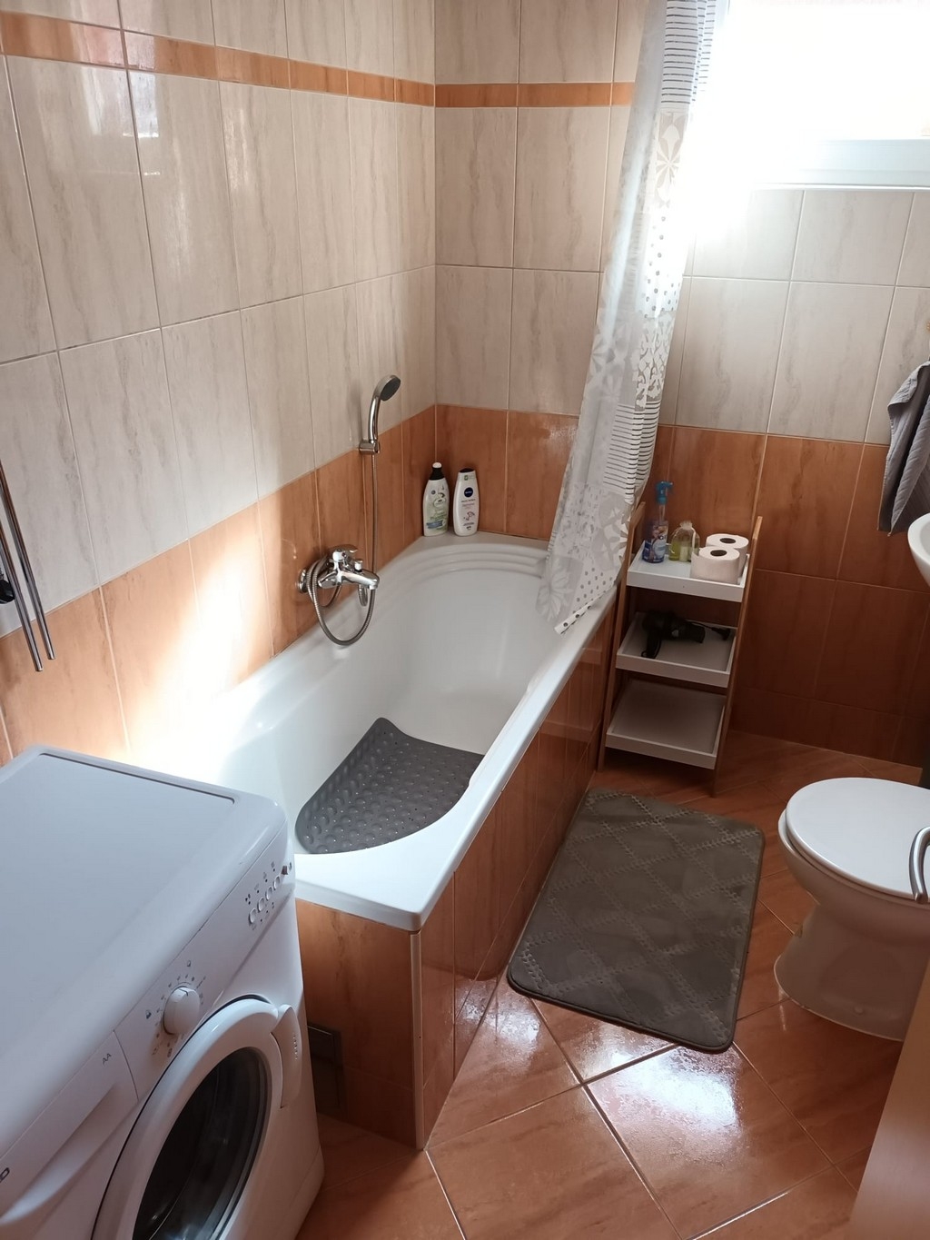 One bedroom apartment with balcony Zagreb  A-a