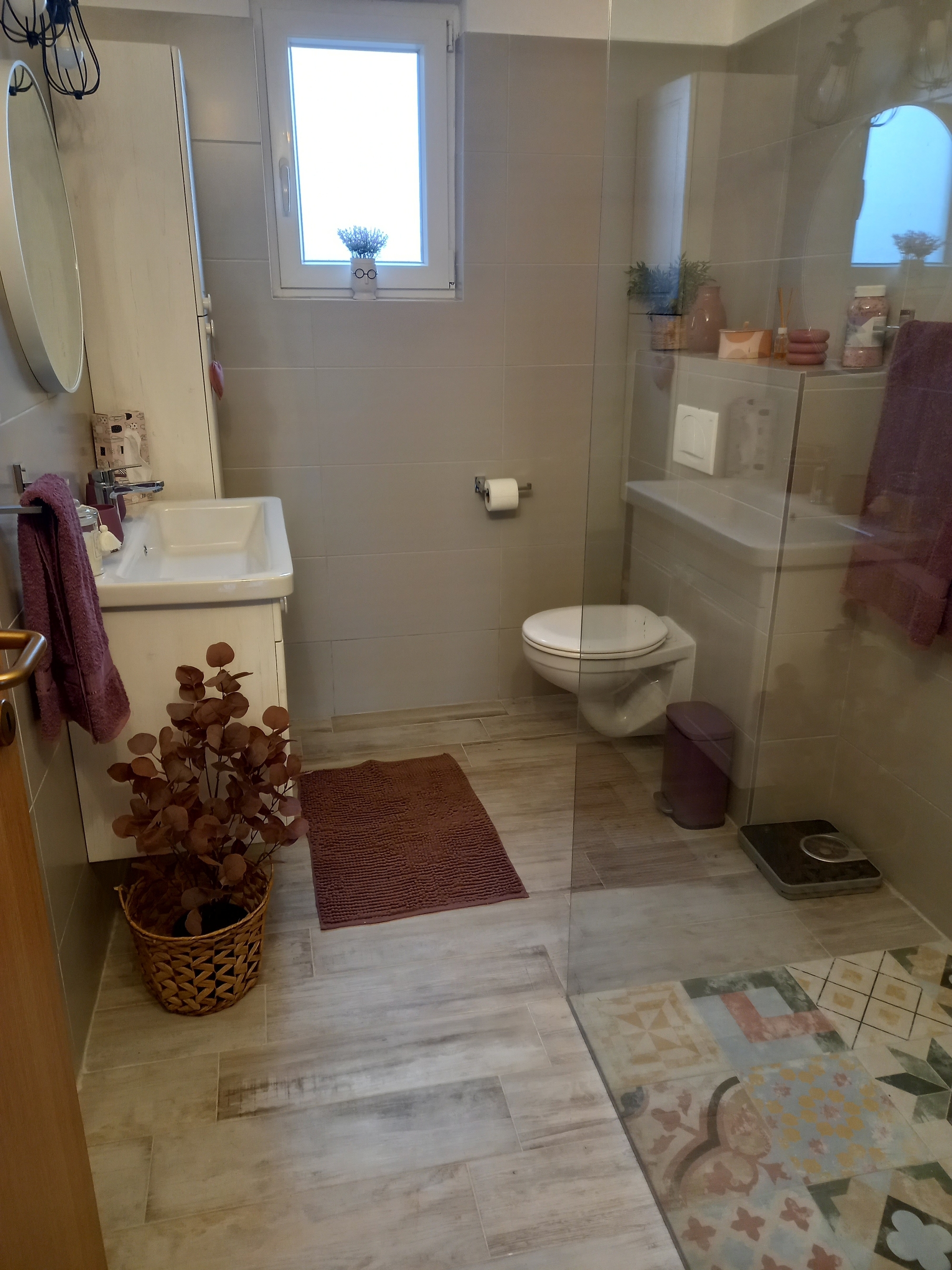 Comfortable and spacious house with balcony Košljun, Pag  K