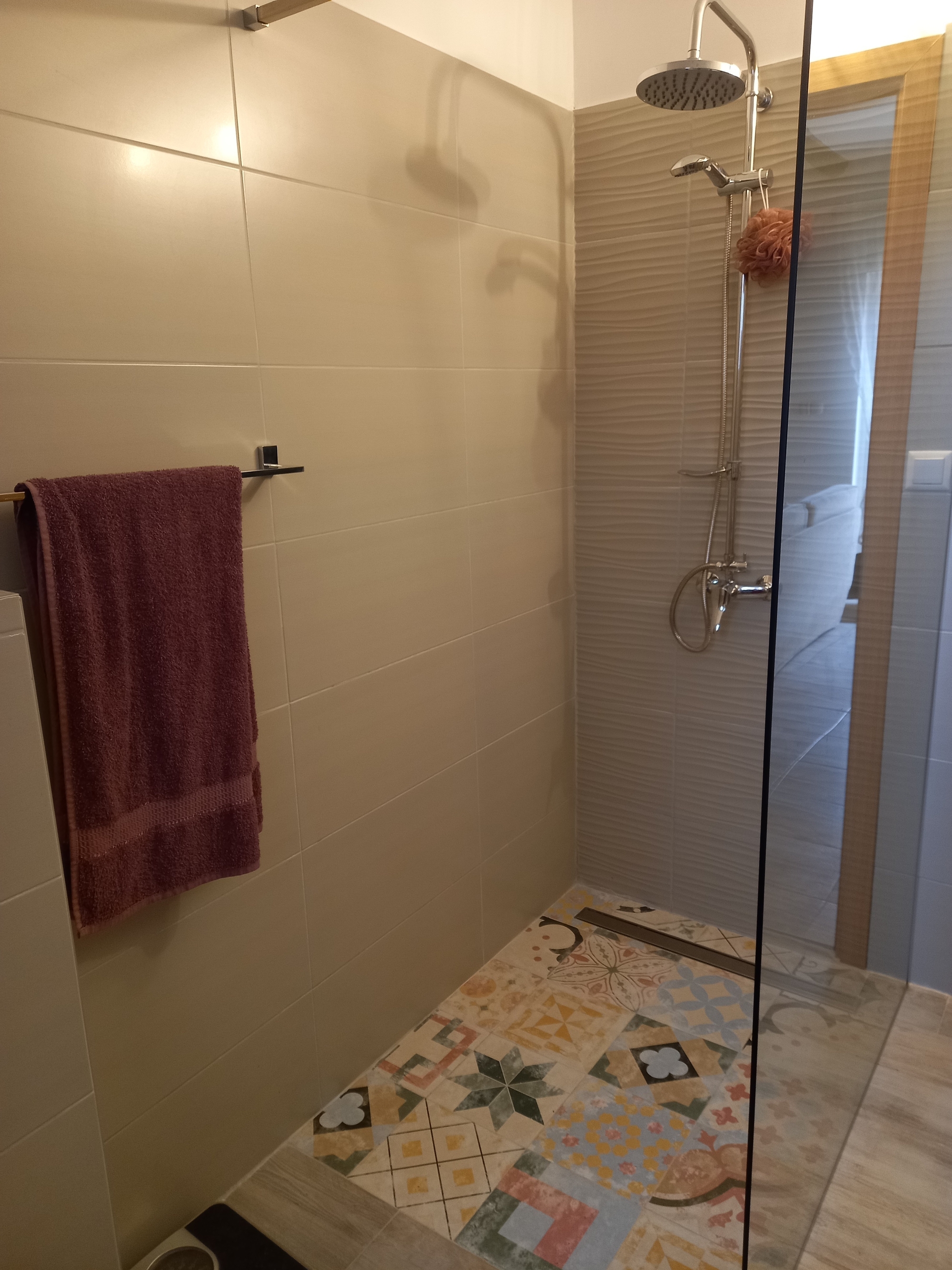 Comfortable and spacious house with balcony Košljun, Pag  K