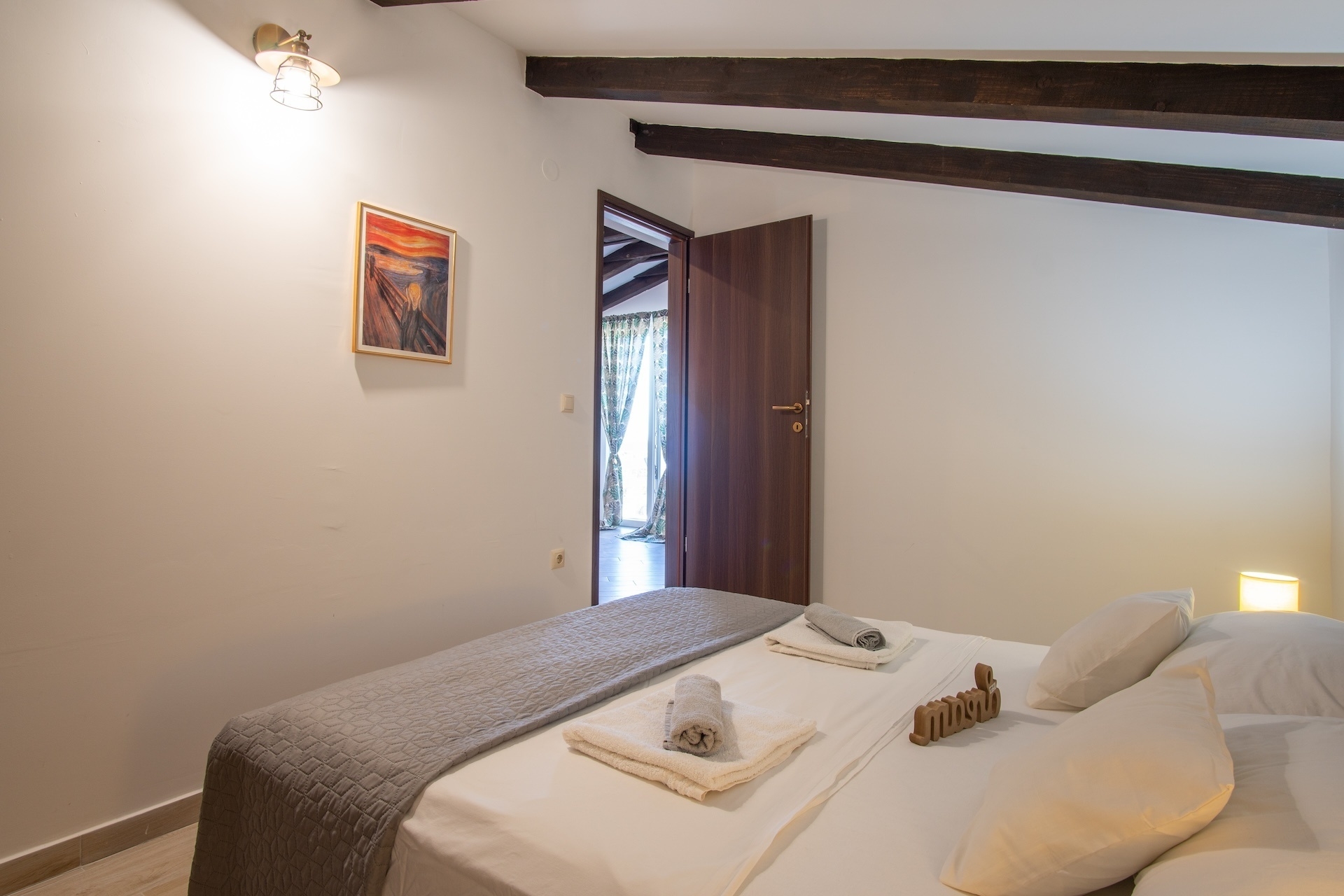 Comfortable and spacious house with balcony Košljun, Pag  K