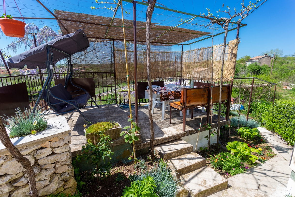 One bedroom house with terrace Vinež, Labin  K