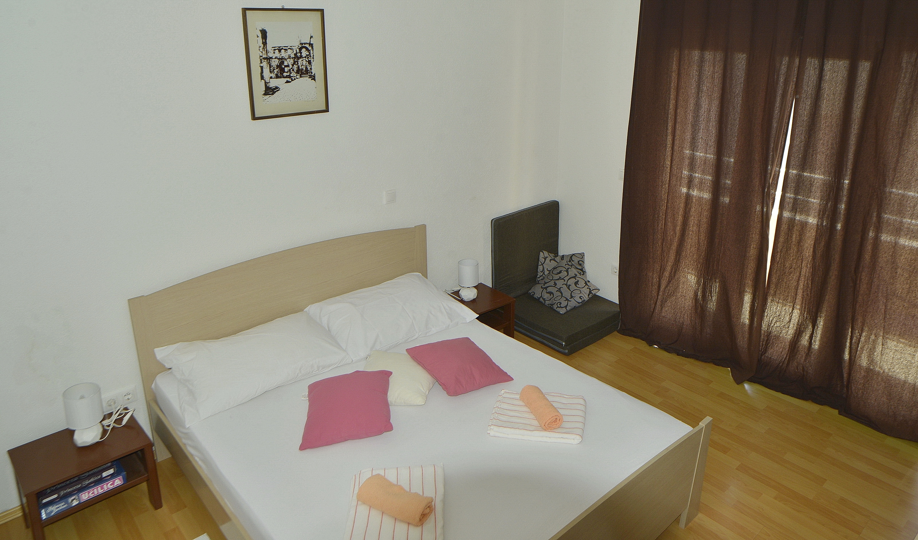 One bedroom apartment with balcony Kaštel Novi, Kaštela  A-a