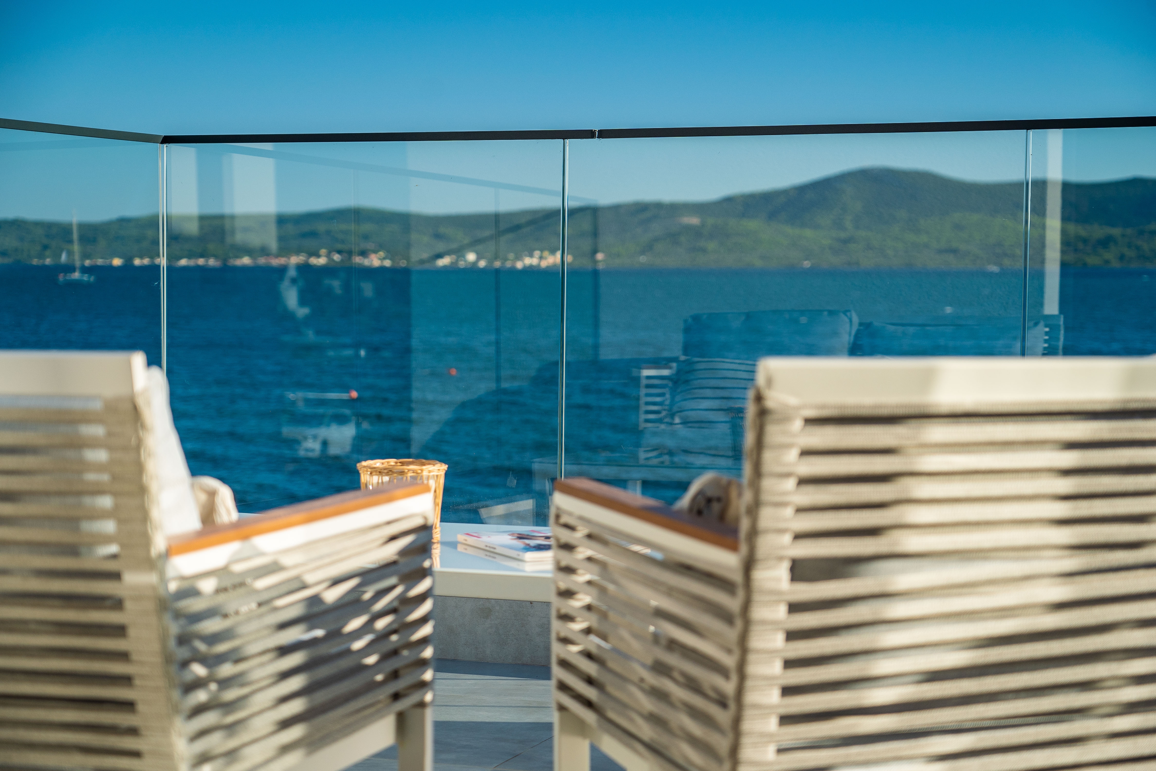 Four bedroom house near beach Sukošan, Zadar  K