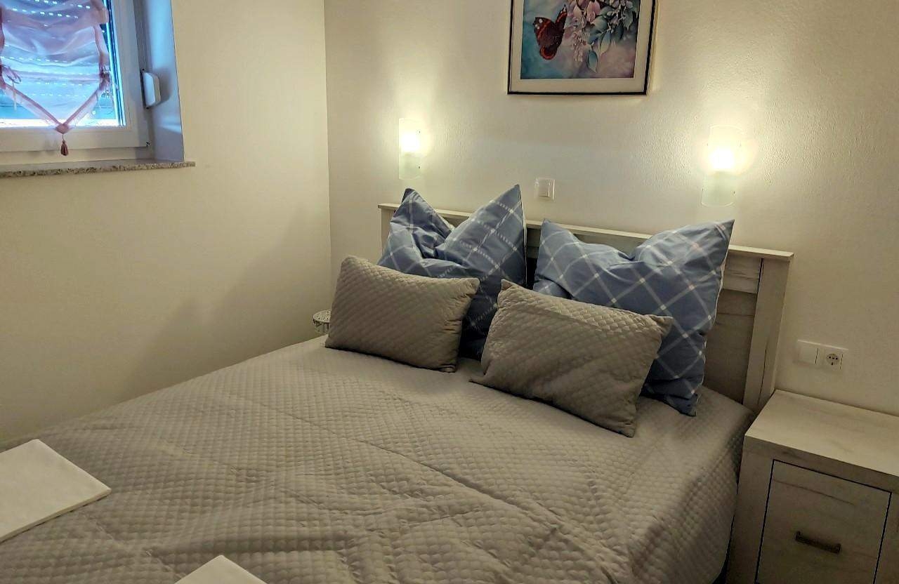 Top Rab Barbat Top Rab Barbat