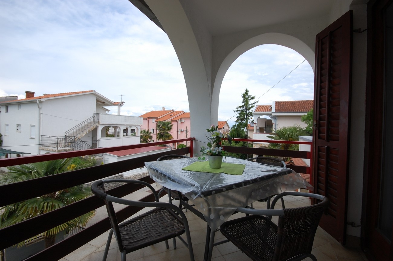 Two bedroom apartment with balcony Malinska, Krk  A-a
