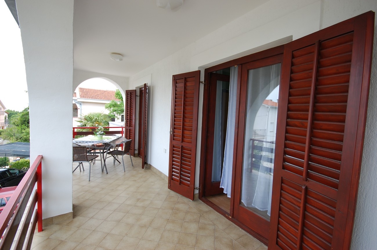 Two bedroom apartment with balcony Malinska, Krk  A-a