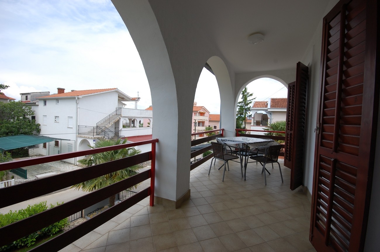 Two bedroom apartment with balcony Malinska, Krk  A-a