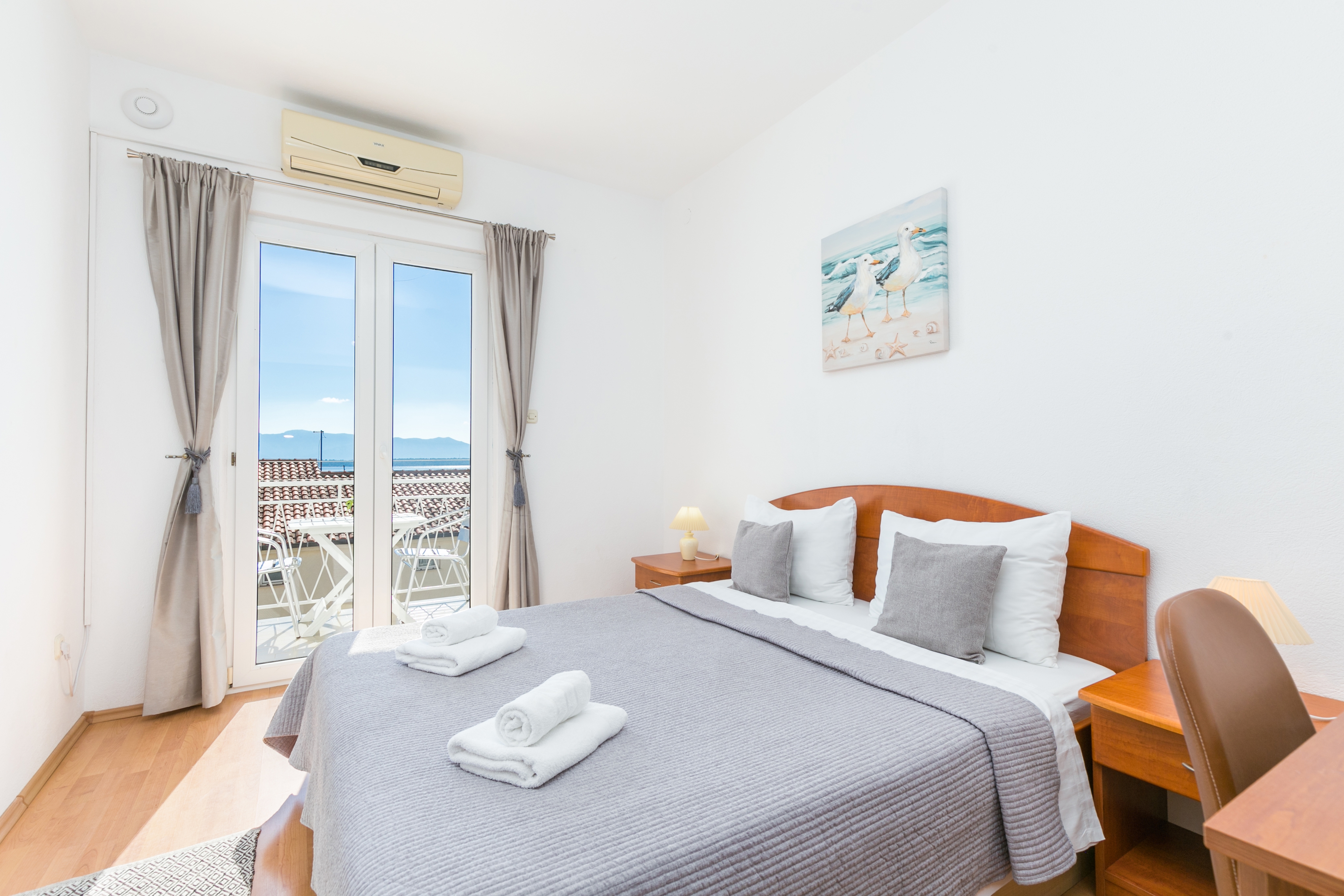 One bedroom apartment with balcony and sea view Živogošće - Blato, Makarska (A-22253-a) One bedroom apartment with balcony and sea view Živogošće - Blato, Makarska (A-22253-a)