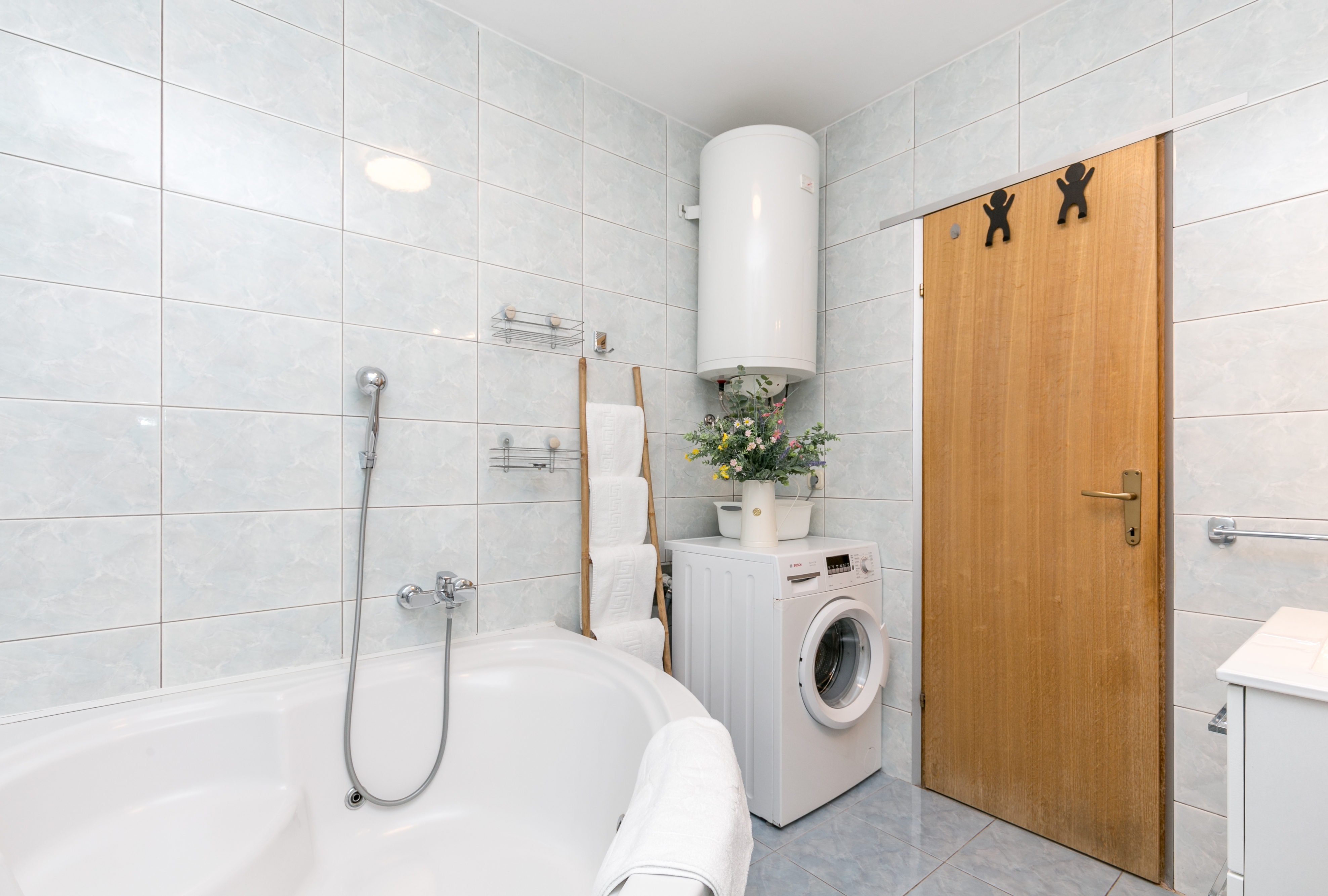 Two bedroom apartment with balcony and sea view Živogošće - Blato, Makarska  A-d