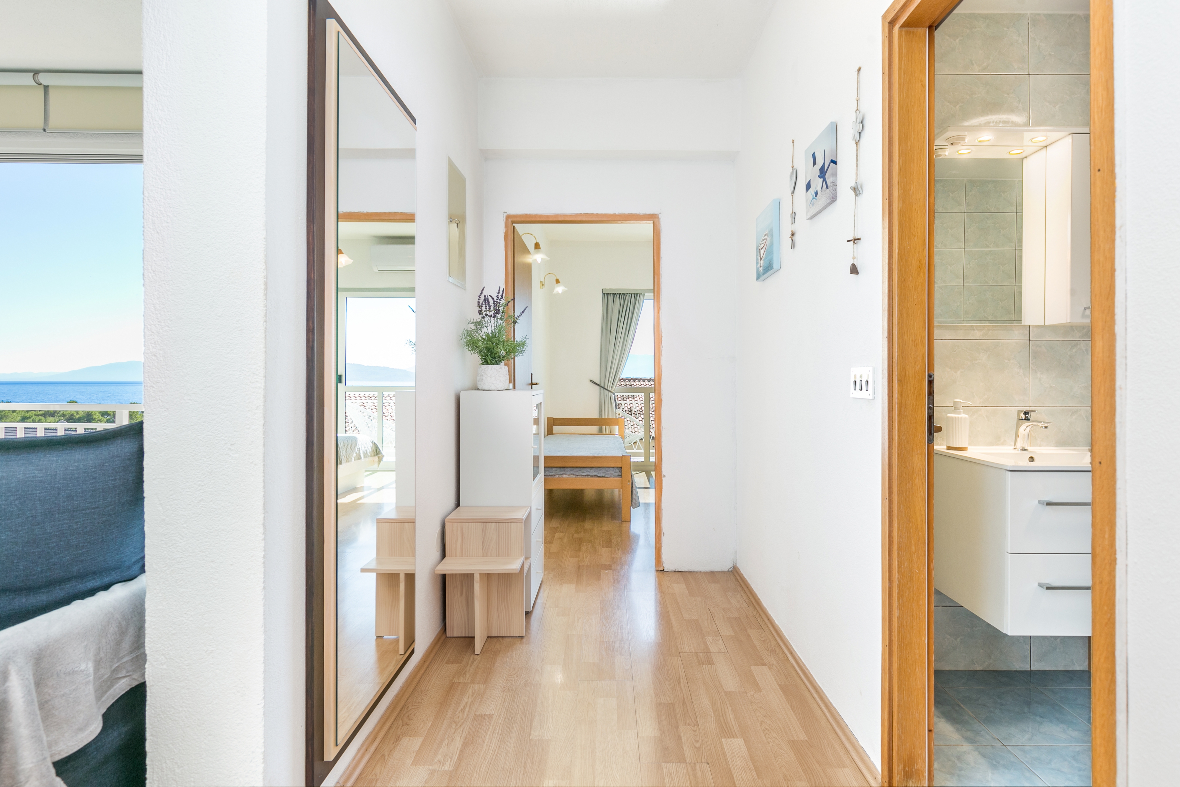 Two bedroom apartment with balcony and sea view Živogošće - Blato, Makarska  A-d