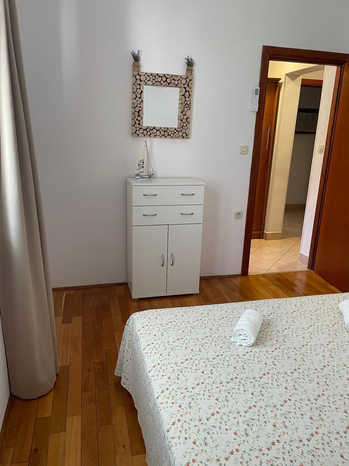 One bedroom apartment with terrace and sea view Živogošće - Blato, Makarska  A-g