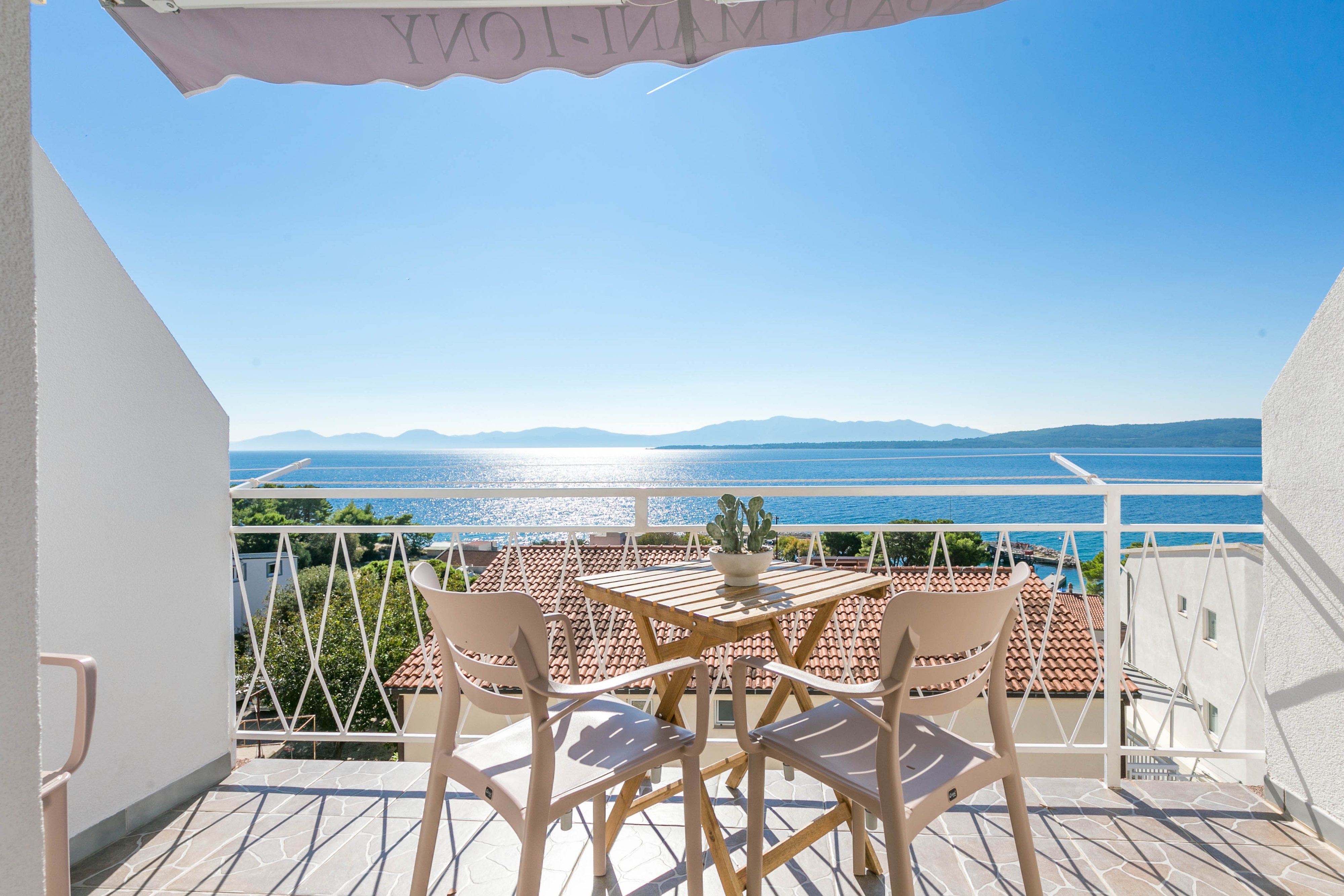 Two bedroom apartment with balcony and sea view Živogošće - Blato, Makarska (A-22253-h)