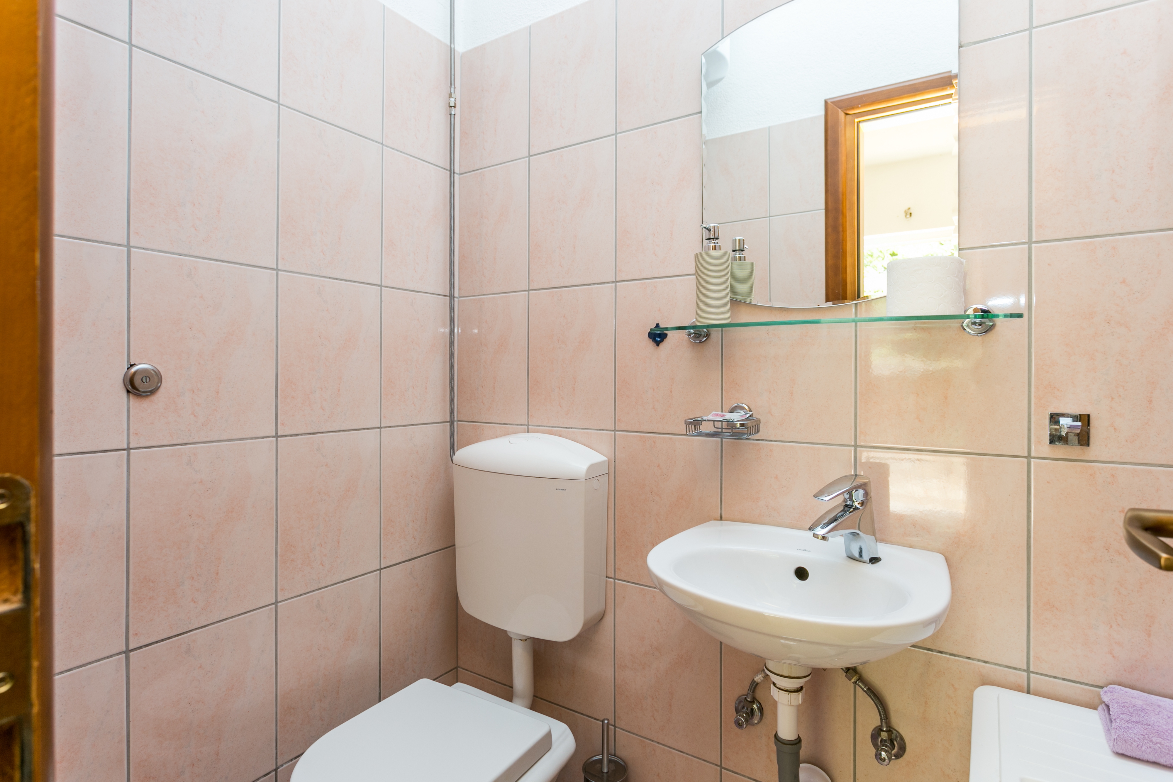 Two bedroom house with terrace Mirca, Brač  K