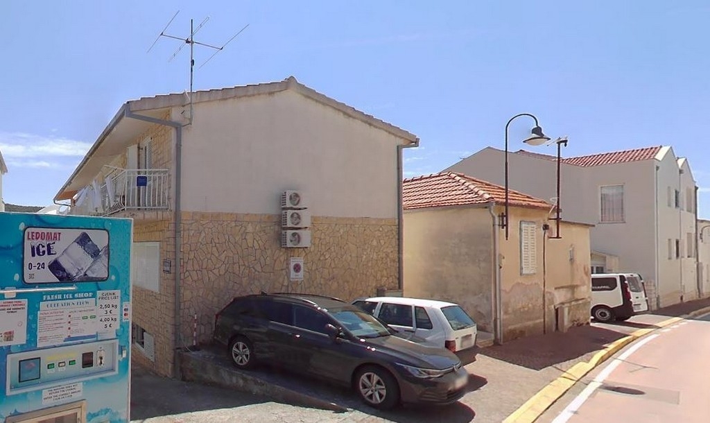 Two bedroom apartment with balcony Primošten (A-22258-a) Two bedroom apartment with balcony Primošten (A-22258-a)