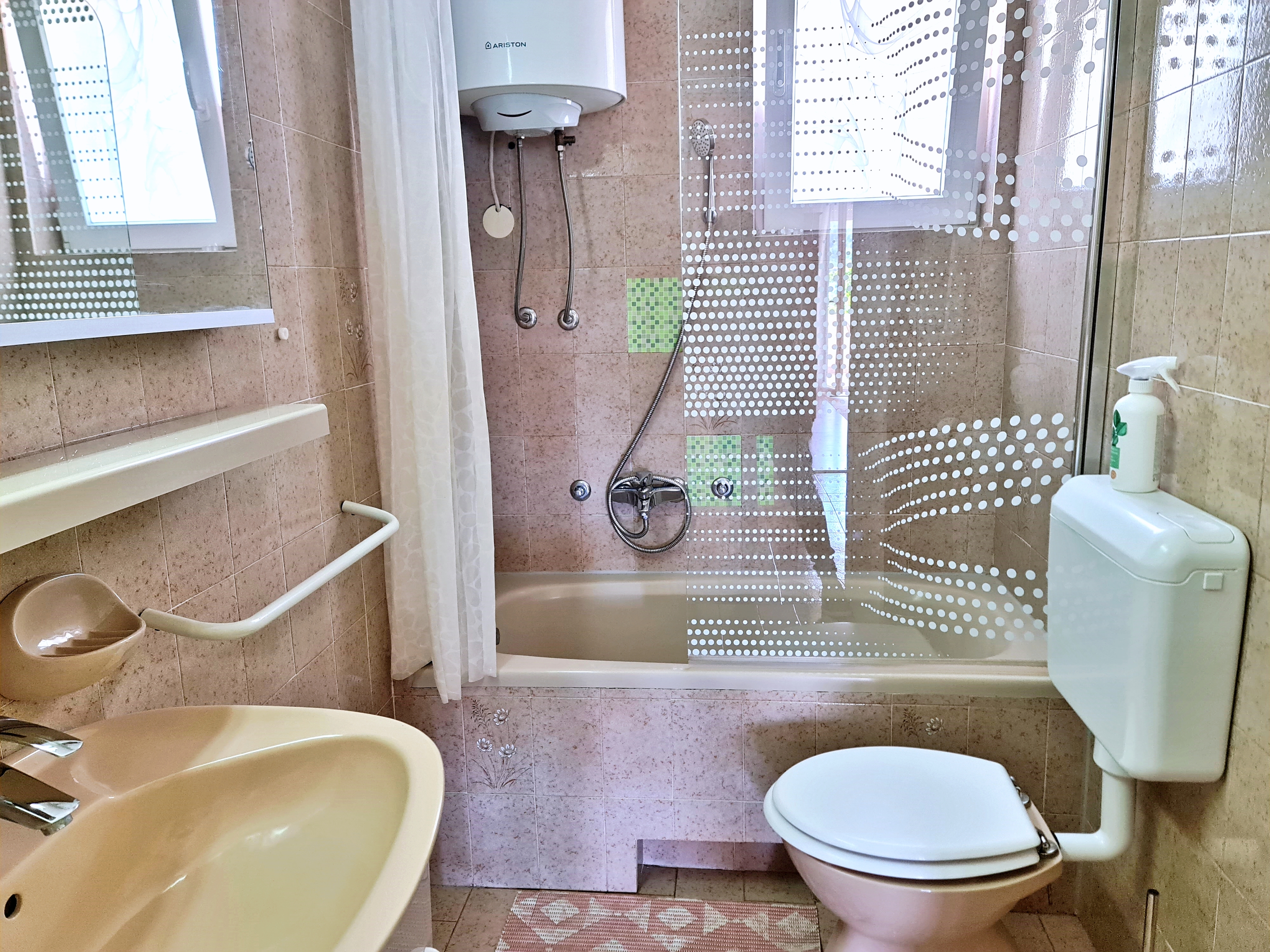 Two bedroom apartment near beach Čižići, Krk  A-a