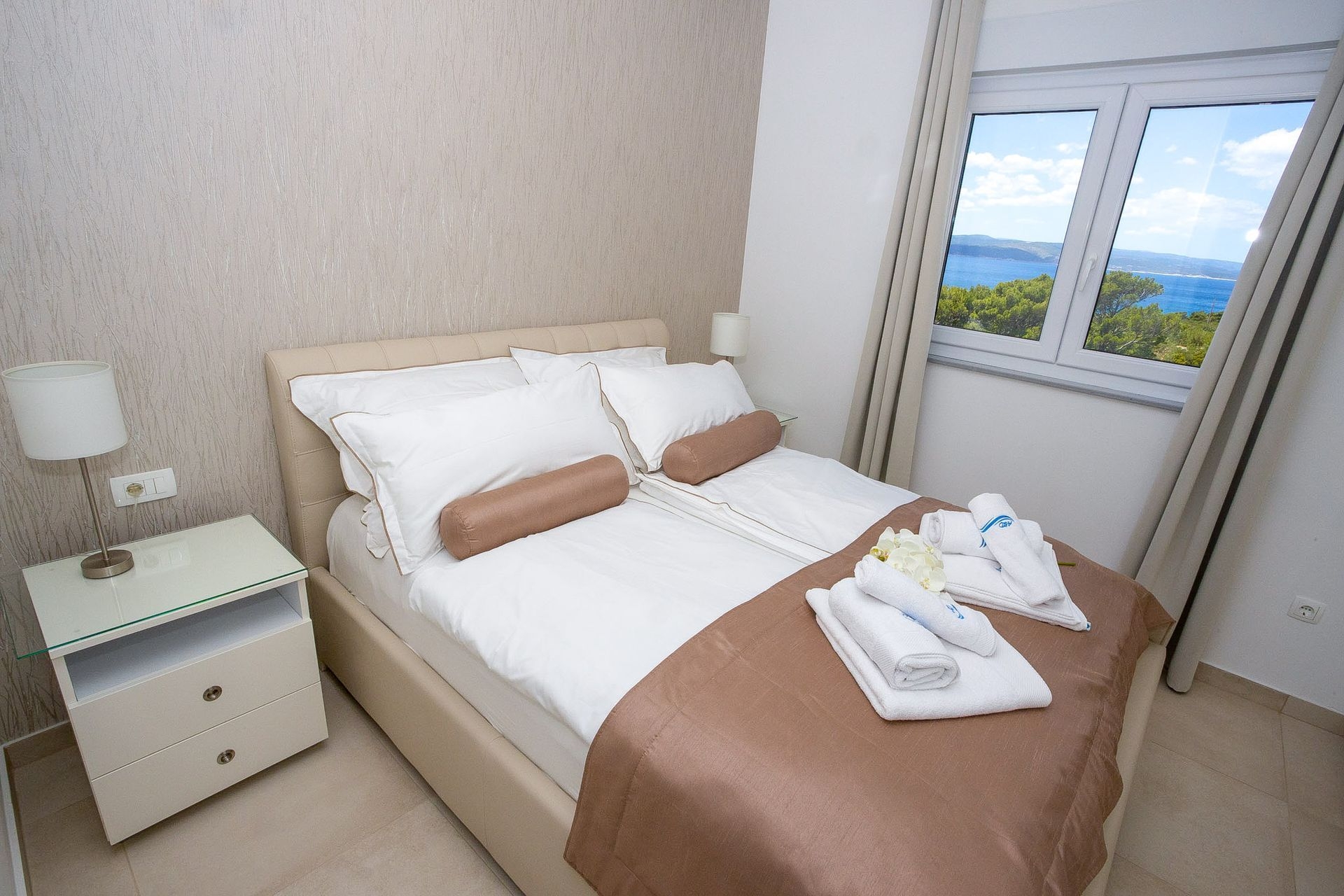Two bedroom apartment with terrace and sea view Promajna, Makarska  A-a