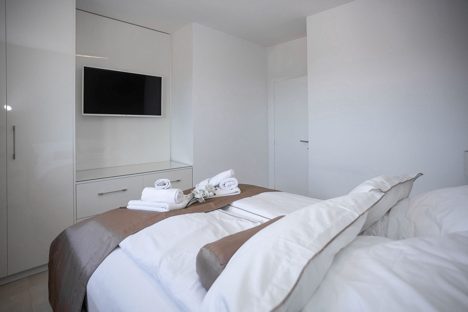 Two bedroom apartment with terrace and sea view Promajna, Makarska  A-a