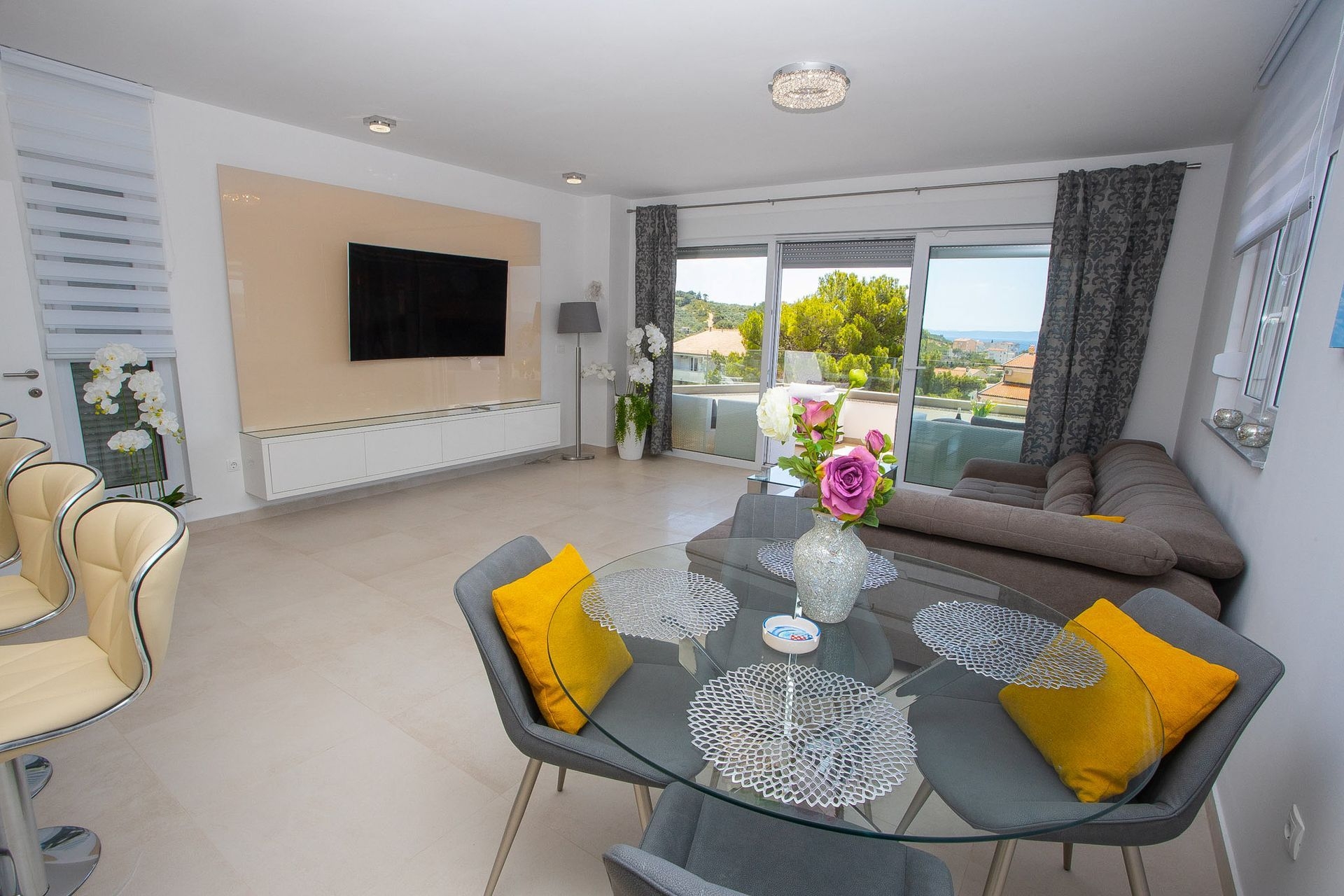 Two bedroom apartment with terrace and sea view Promajna, Makarska  A-a