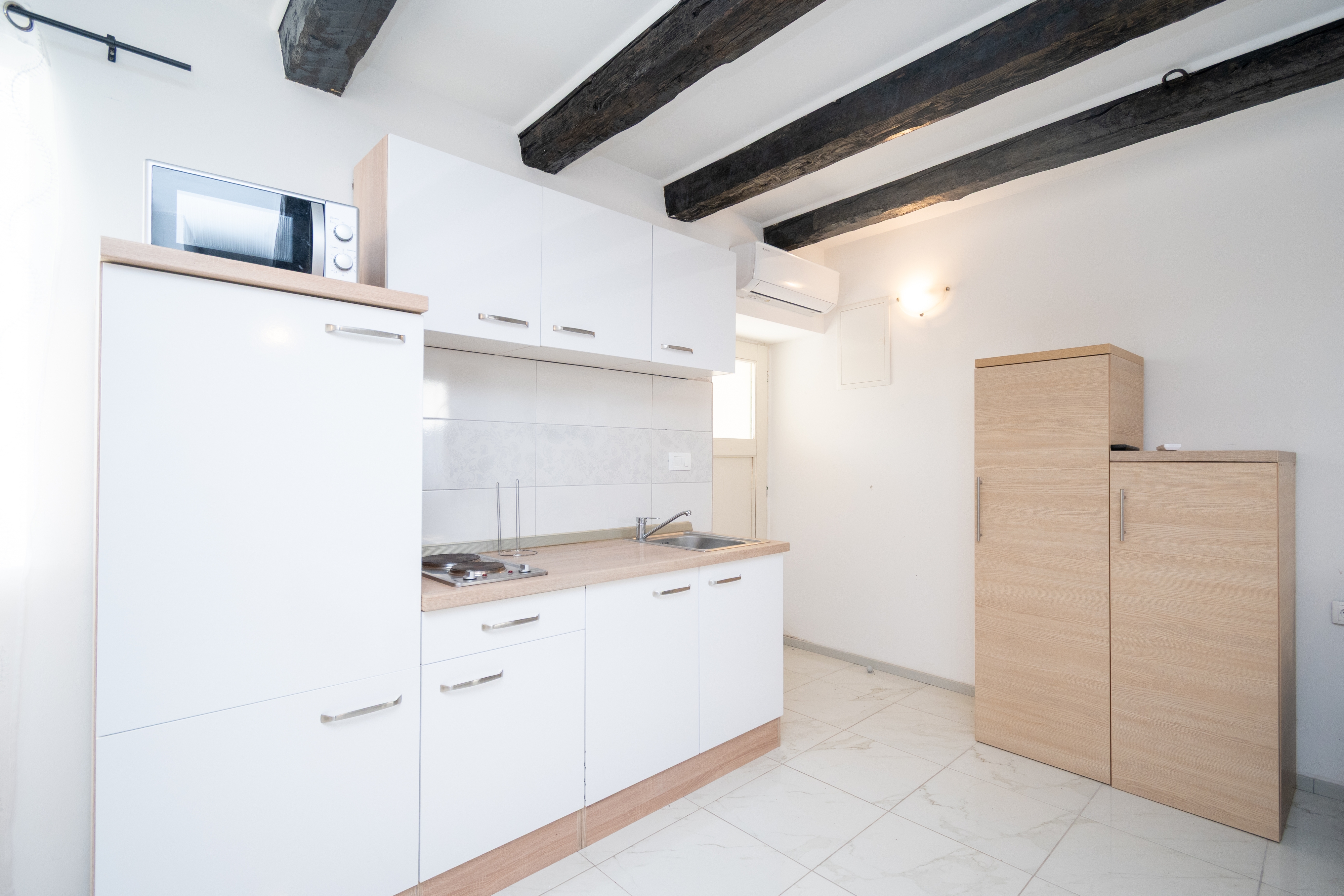 Studio flat with air-conditioning Nin, Zadar  AS-b