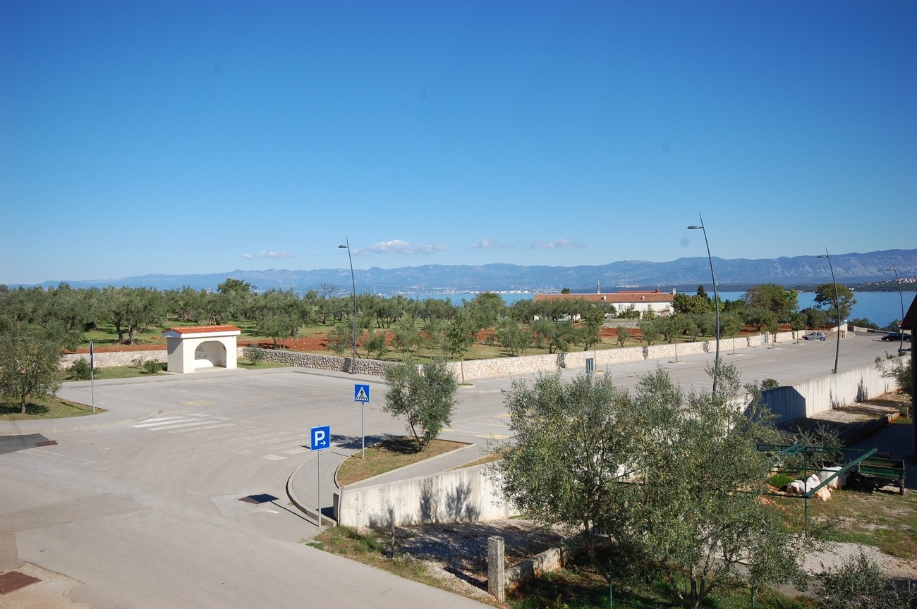 One bedroom apartment with balcony and sea view Porat, Krk  A-a