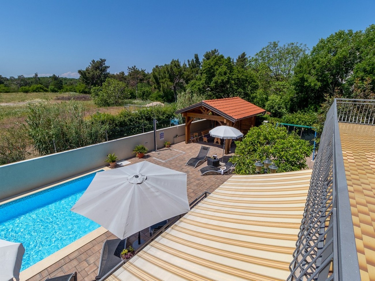 Comfortable and spacious house with terrace Jadranovo, Crikvenica  K