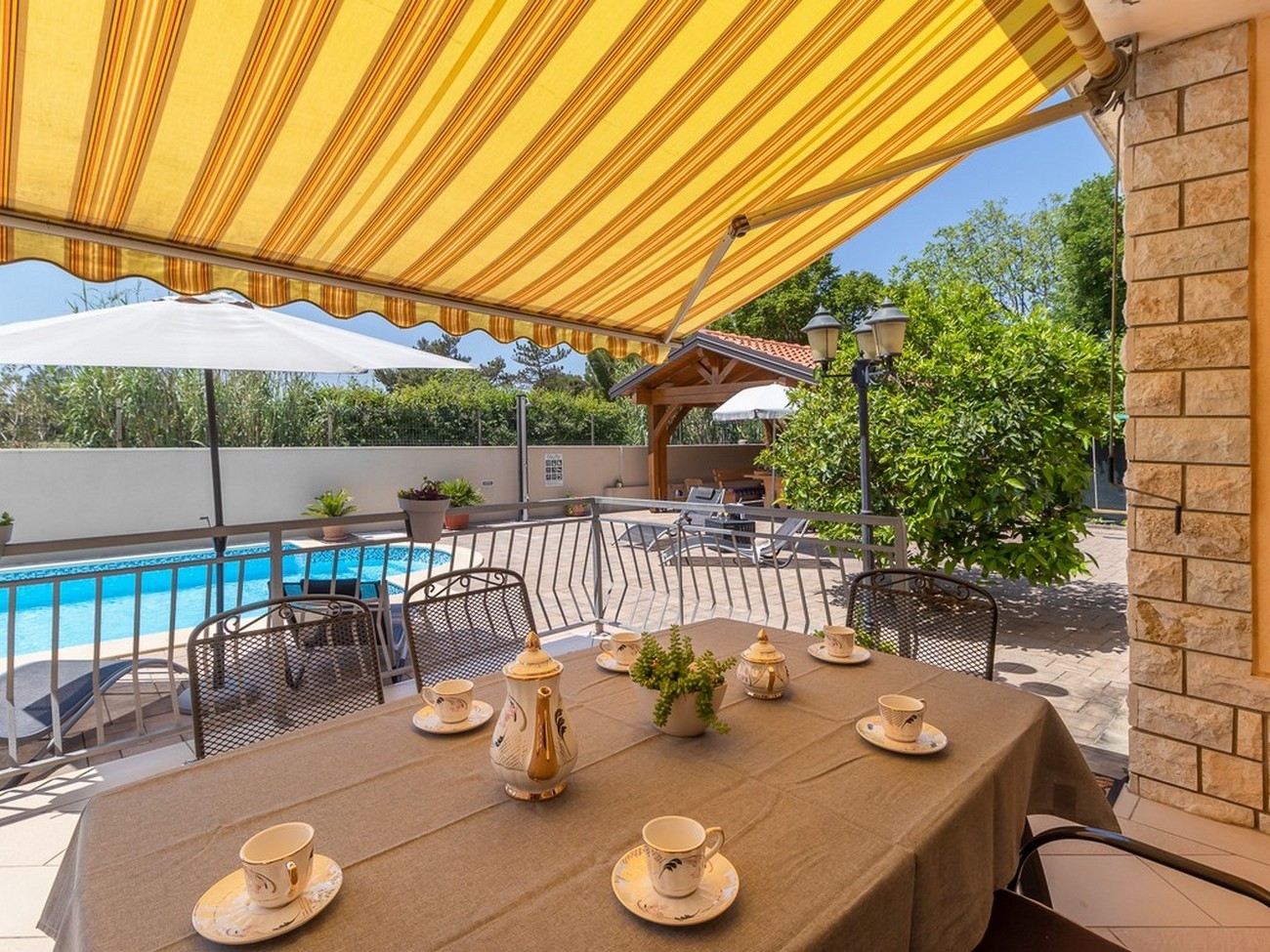 Comfortable and spacious house with terrace Jadranovo, Crikvenica  K