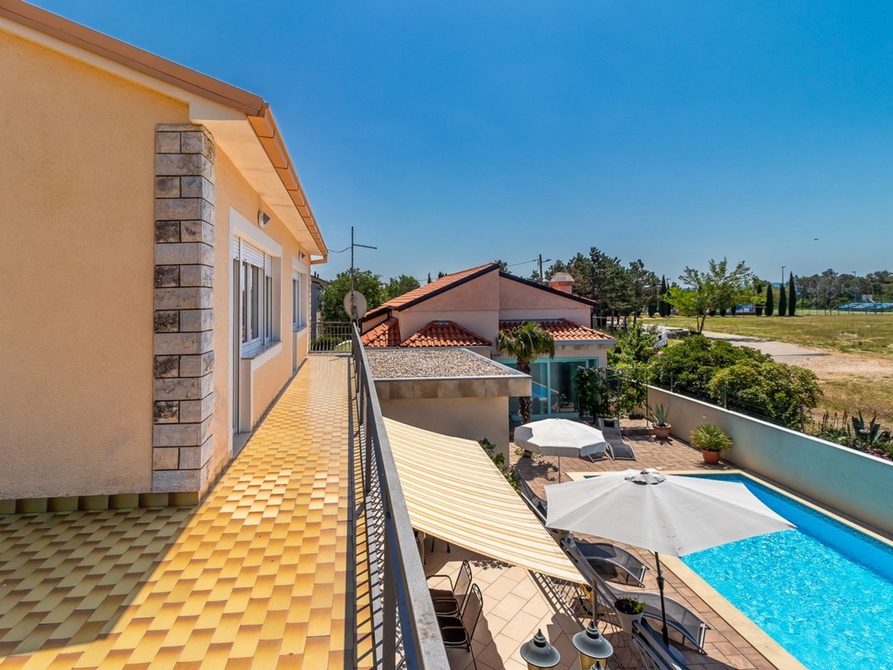Comfortable and spacious house with terrace Jadranovo, Crikvenica  K