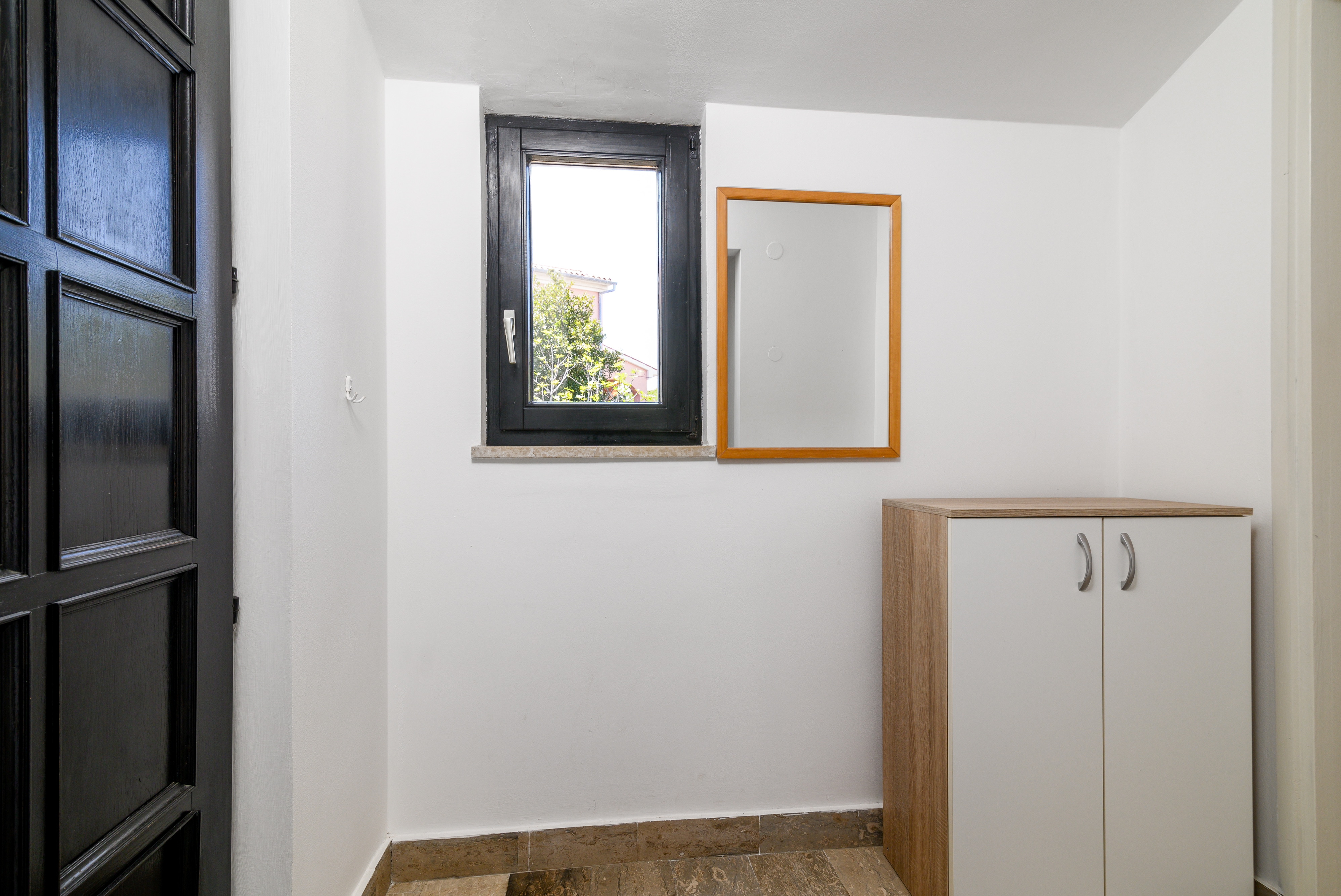 Two bedroom apartment with terrace Premantura, Medulin  A-a