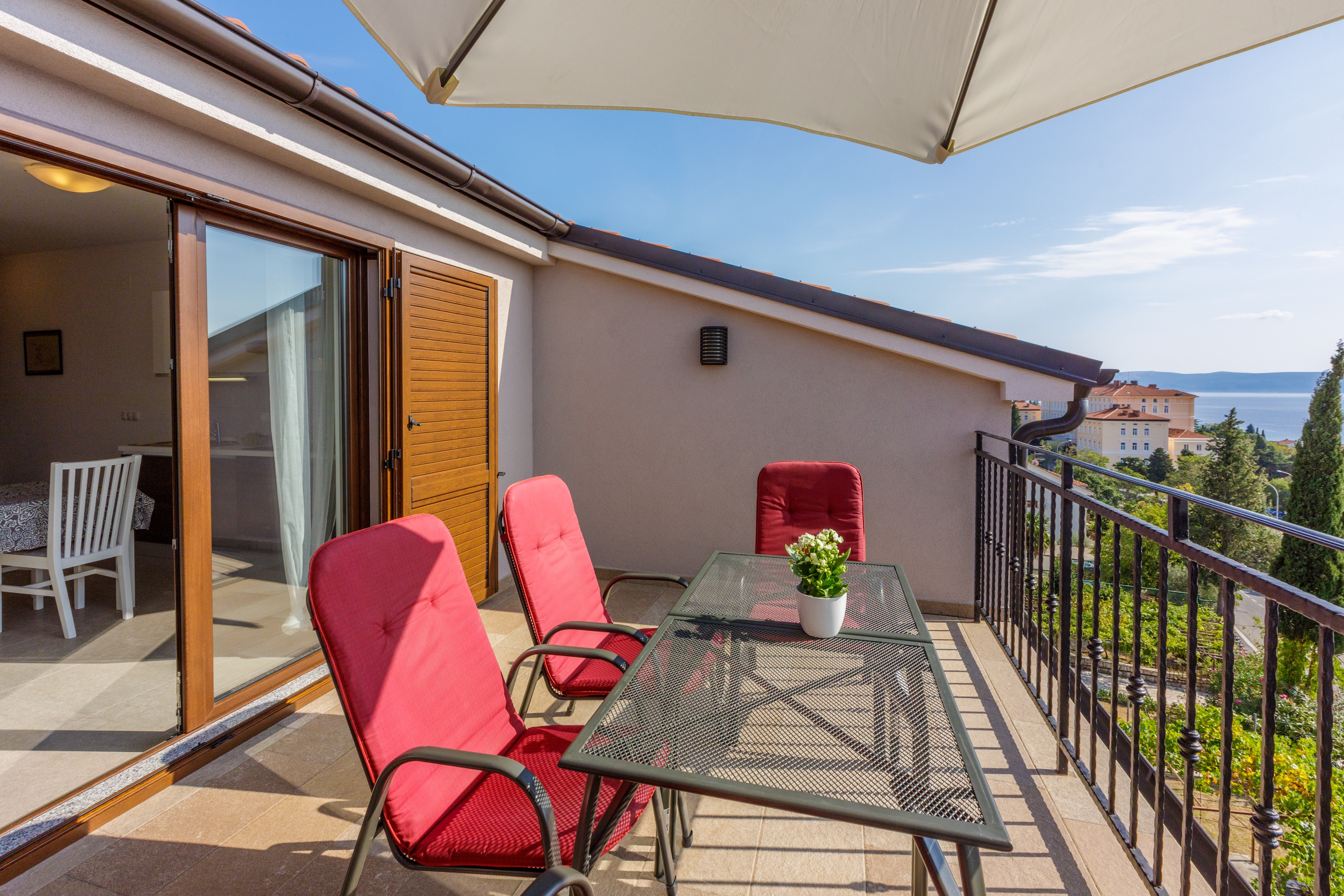 One bedroom apartment with terrace and sea view Crikvenica  A-a