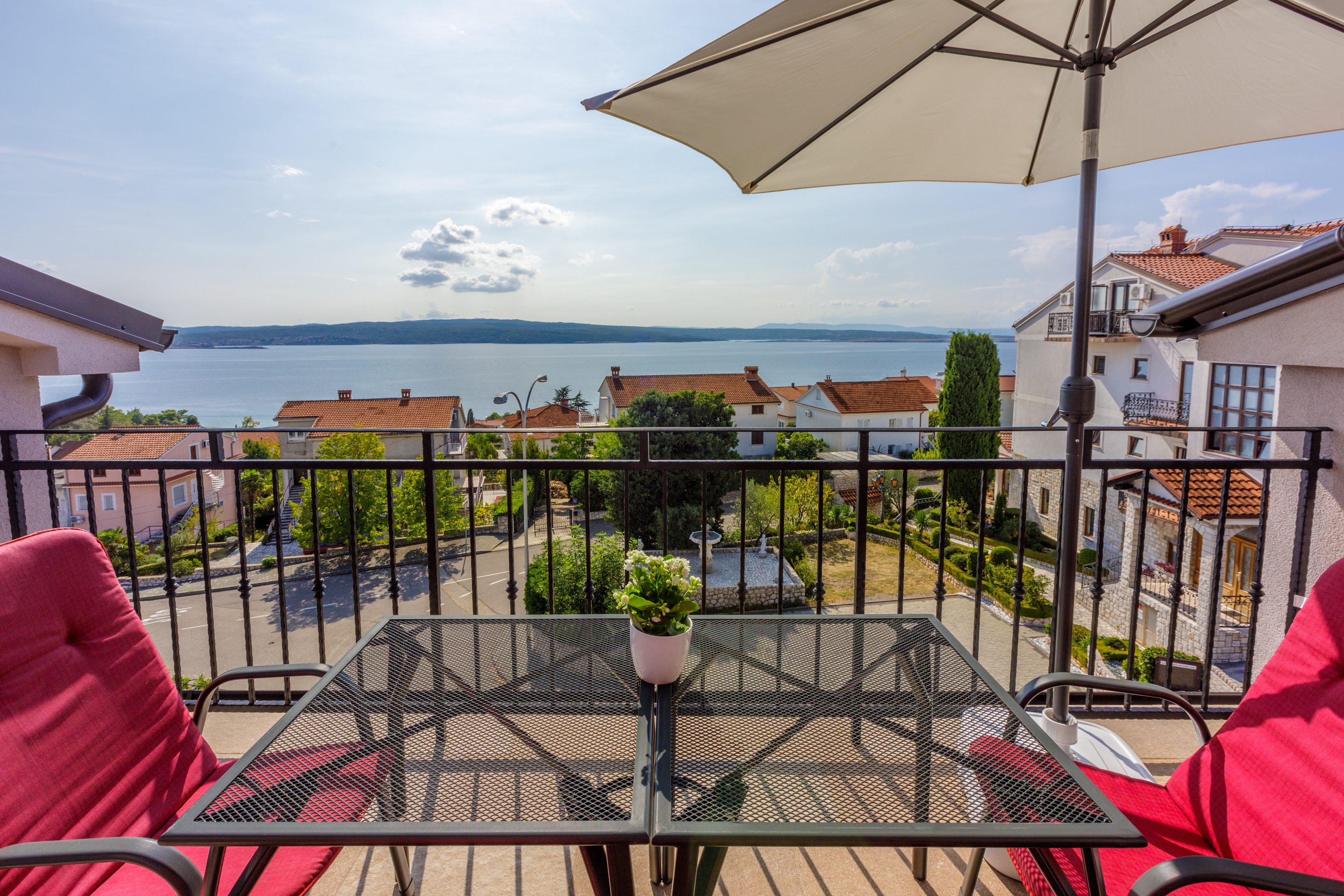 One bedroom apartment with terrace and sea view Crikvenica  A-a
