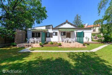 Property Banjole, Pula, Property 2229 - Apartments near sea with pebble beach.