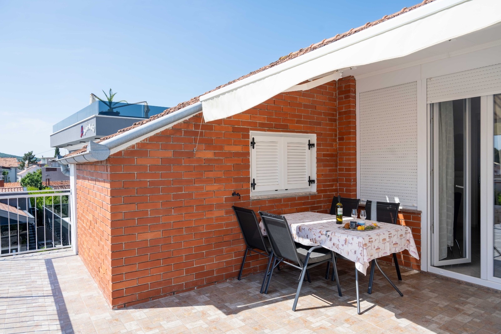 Two bedroom apartment with terrace Vodice (A-22290-c)