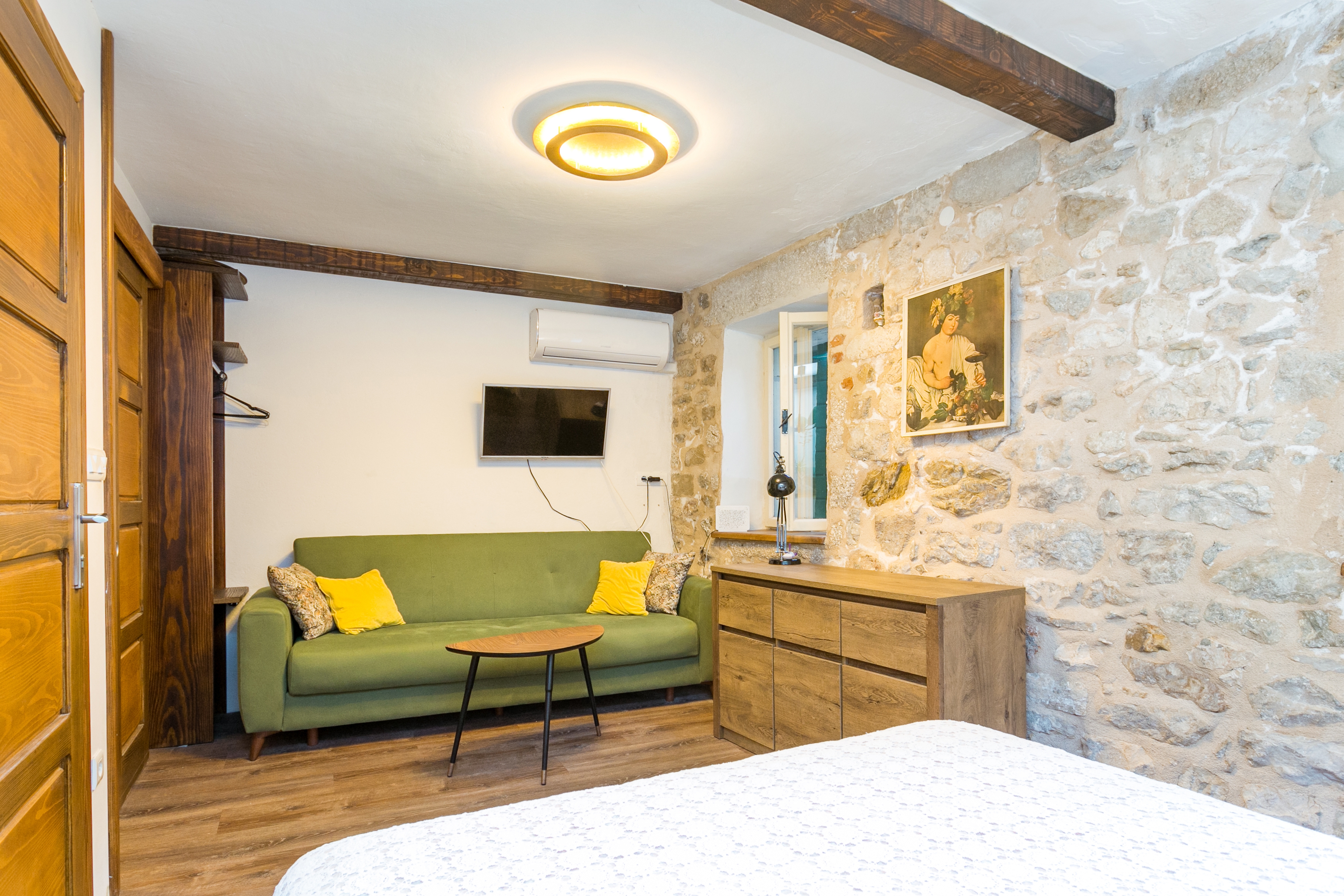 Two bedroom house with terrace Kaštel Novi, Kaštela  K