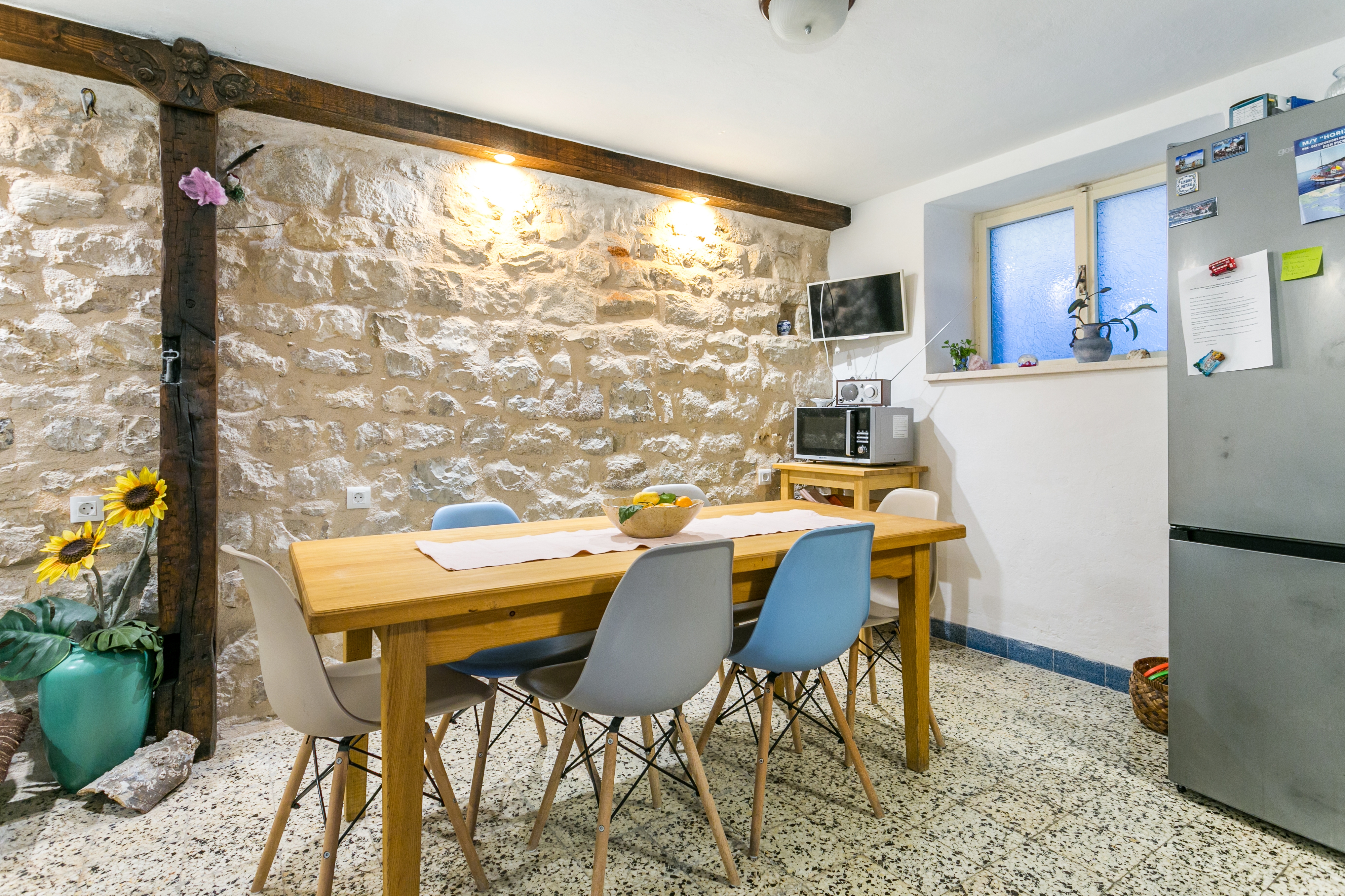 Two bedroom house with terrace Kaštel Novi, Kaštela  K