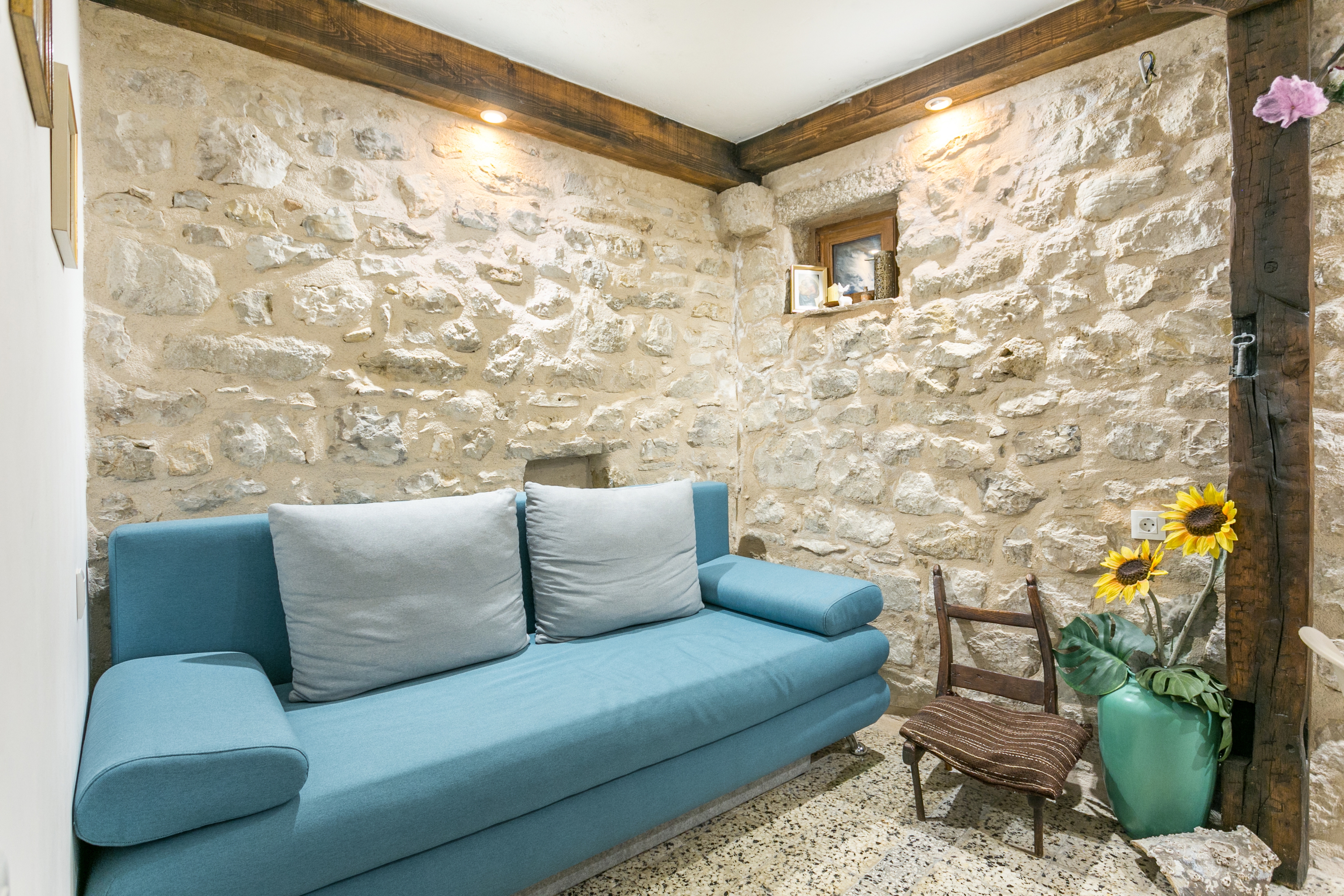 Two bedroom house with terrace Kaštel Novi, Kaštela  K