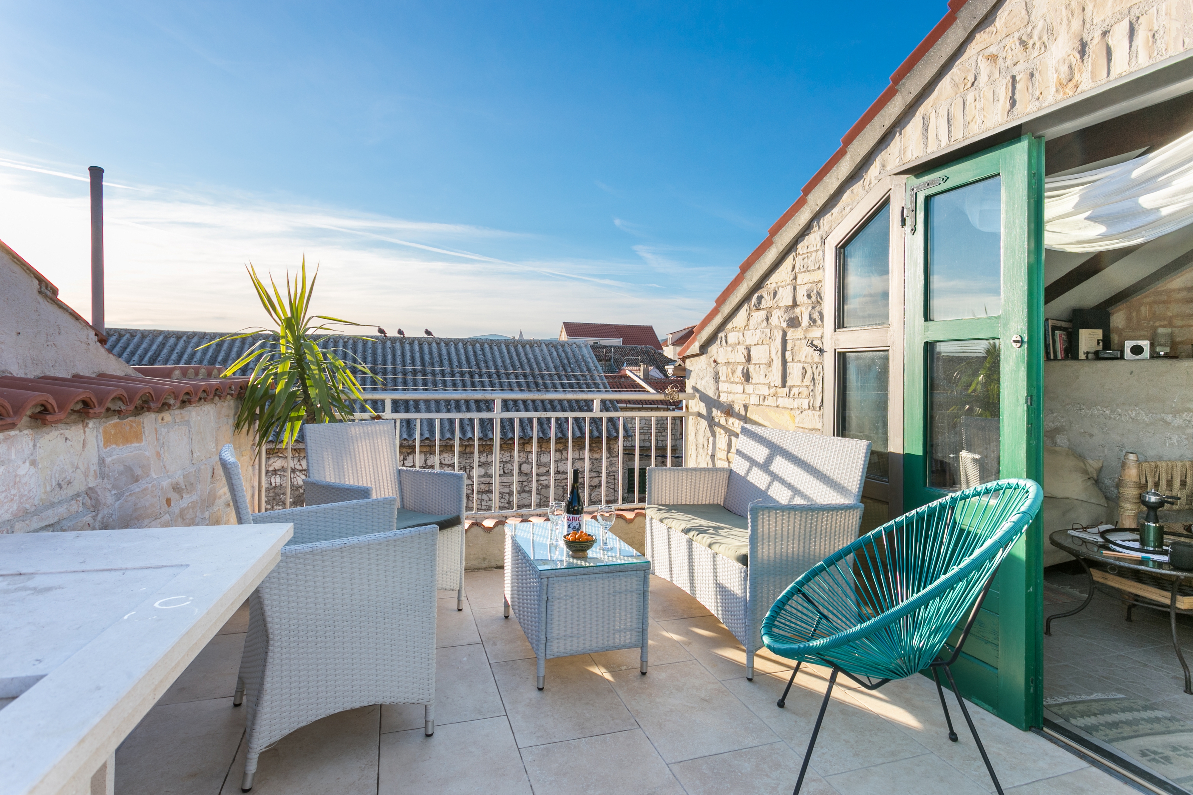 Two bedroom house with terrace Kaštel Novi, Kaštela  K