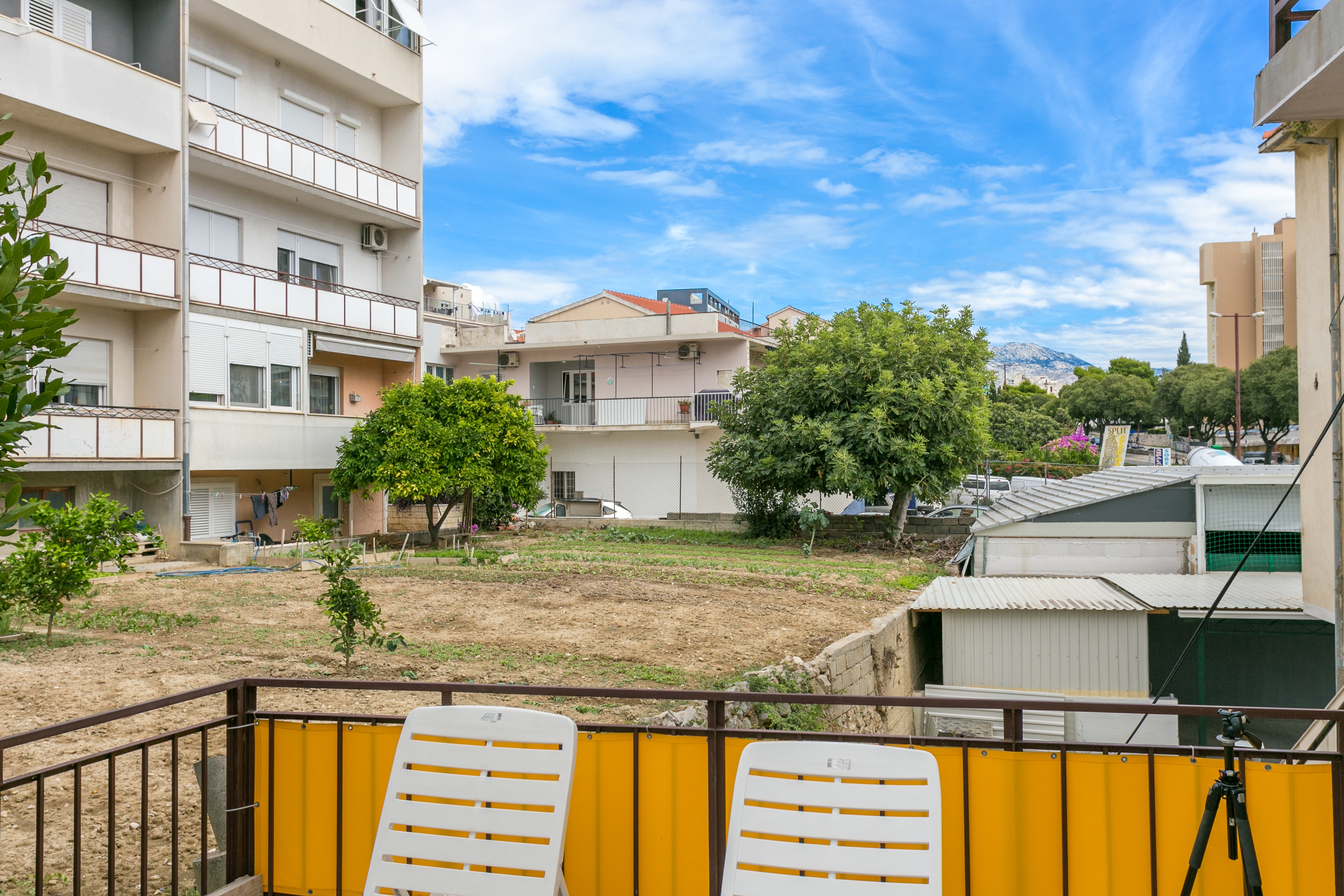 Studio flat with terrace Split  AS-a