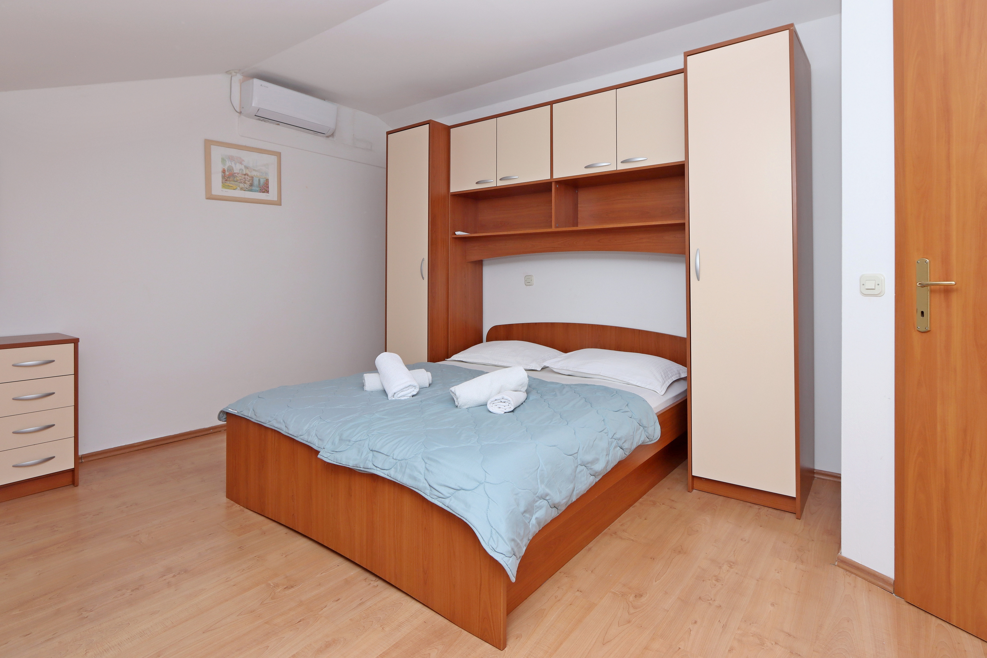 Top Rab Barbat Top Rab Barbat