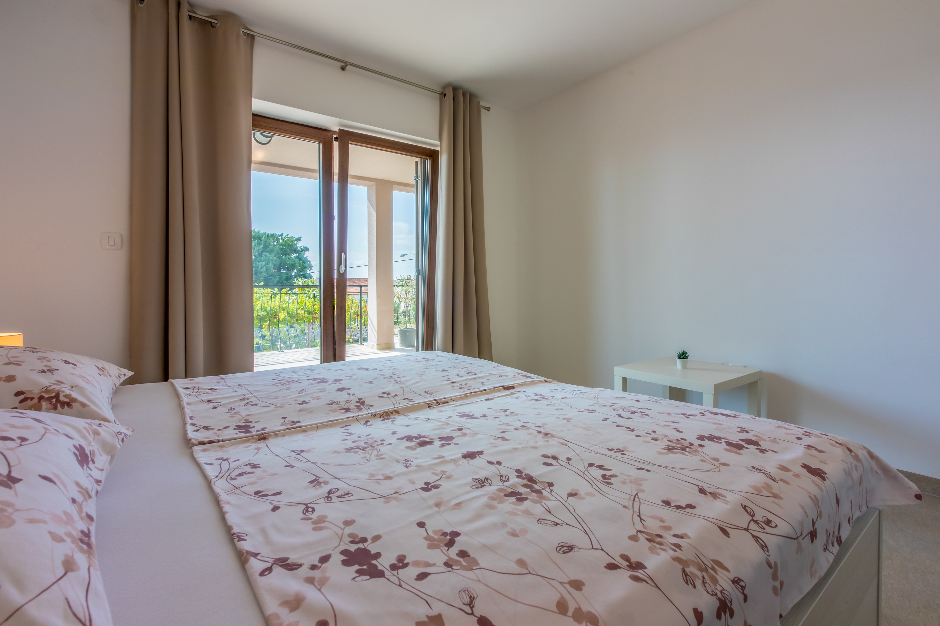 Three bedroom apartment with terrace and sea view Crikvenica  A-a