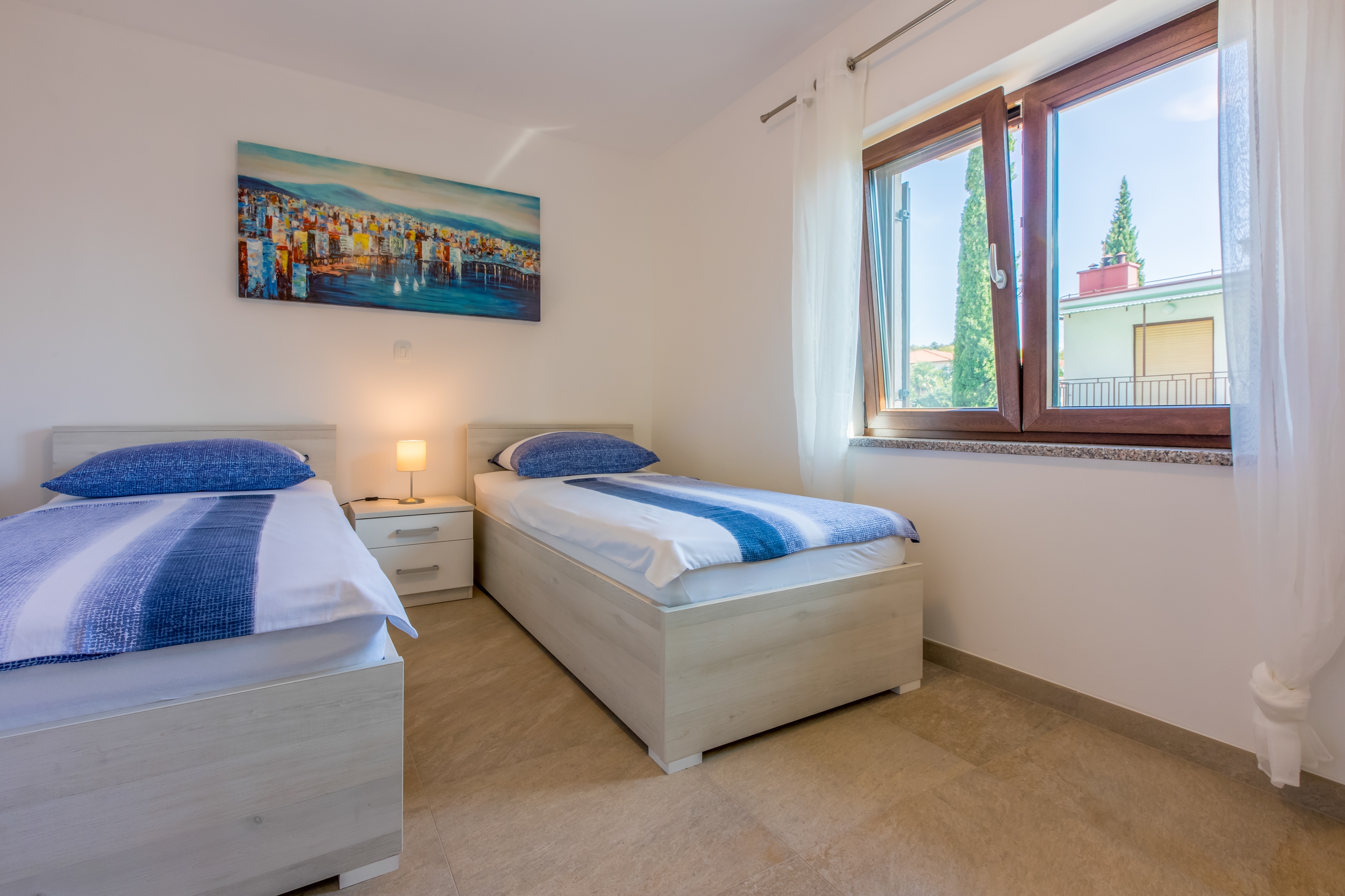 Three bedroom apartment with terrace and sea view Crikvenica  A-a