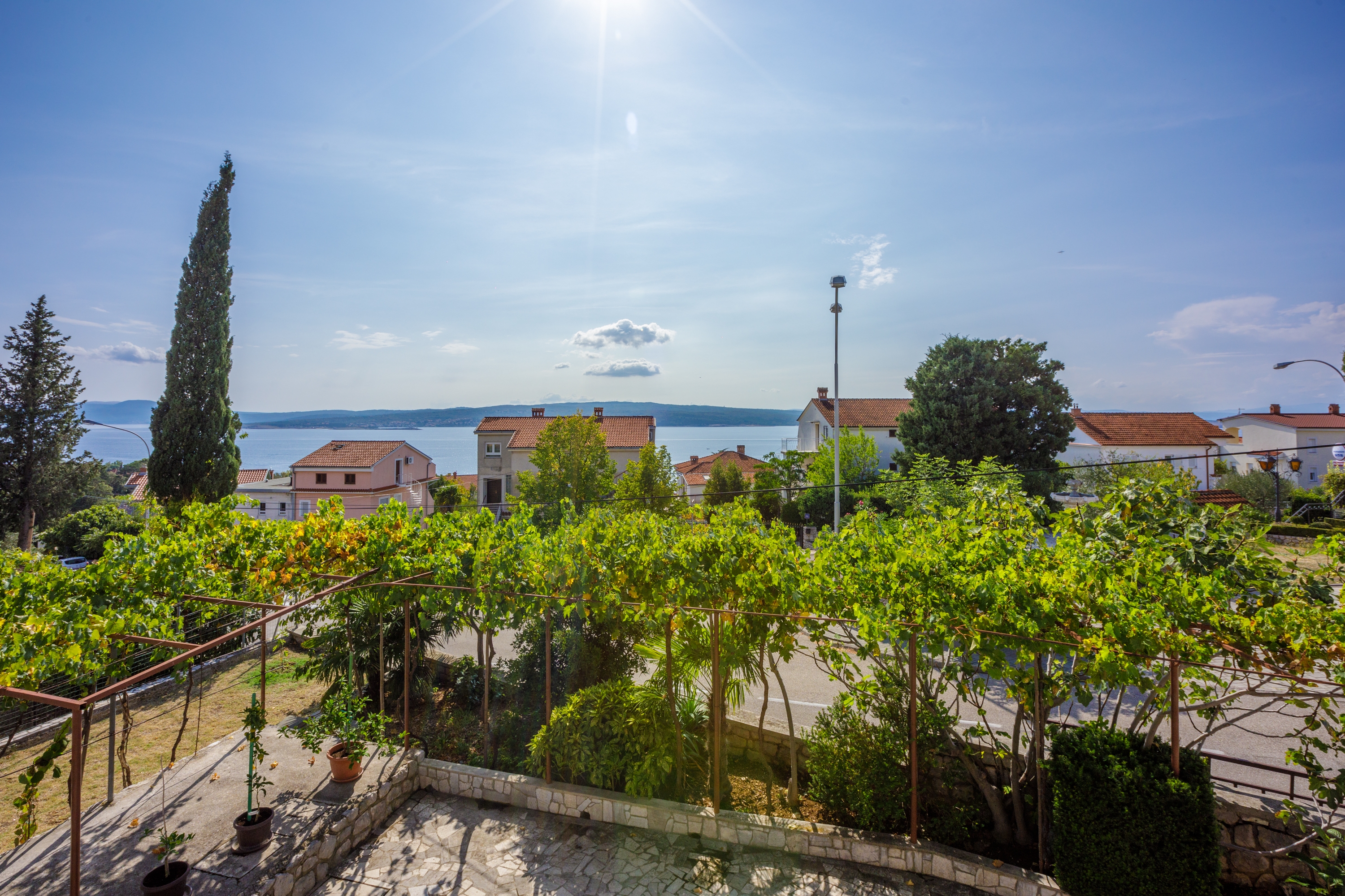 Three bedroom apartment with terrace and sea view Crikvenica  A-a