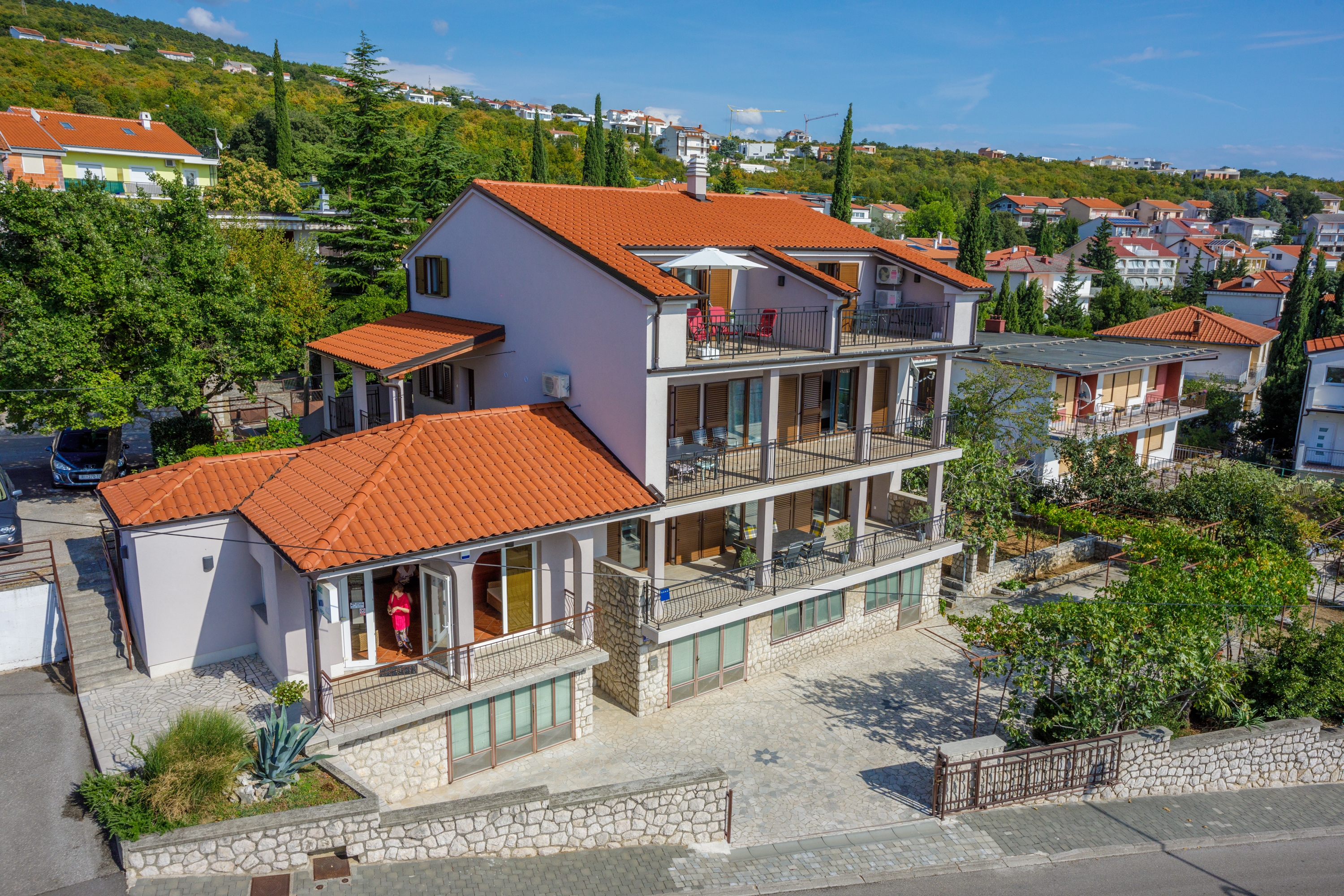 Three bedroom apartment with terrace and sea view Crikvenica (A-22295-a)