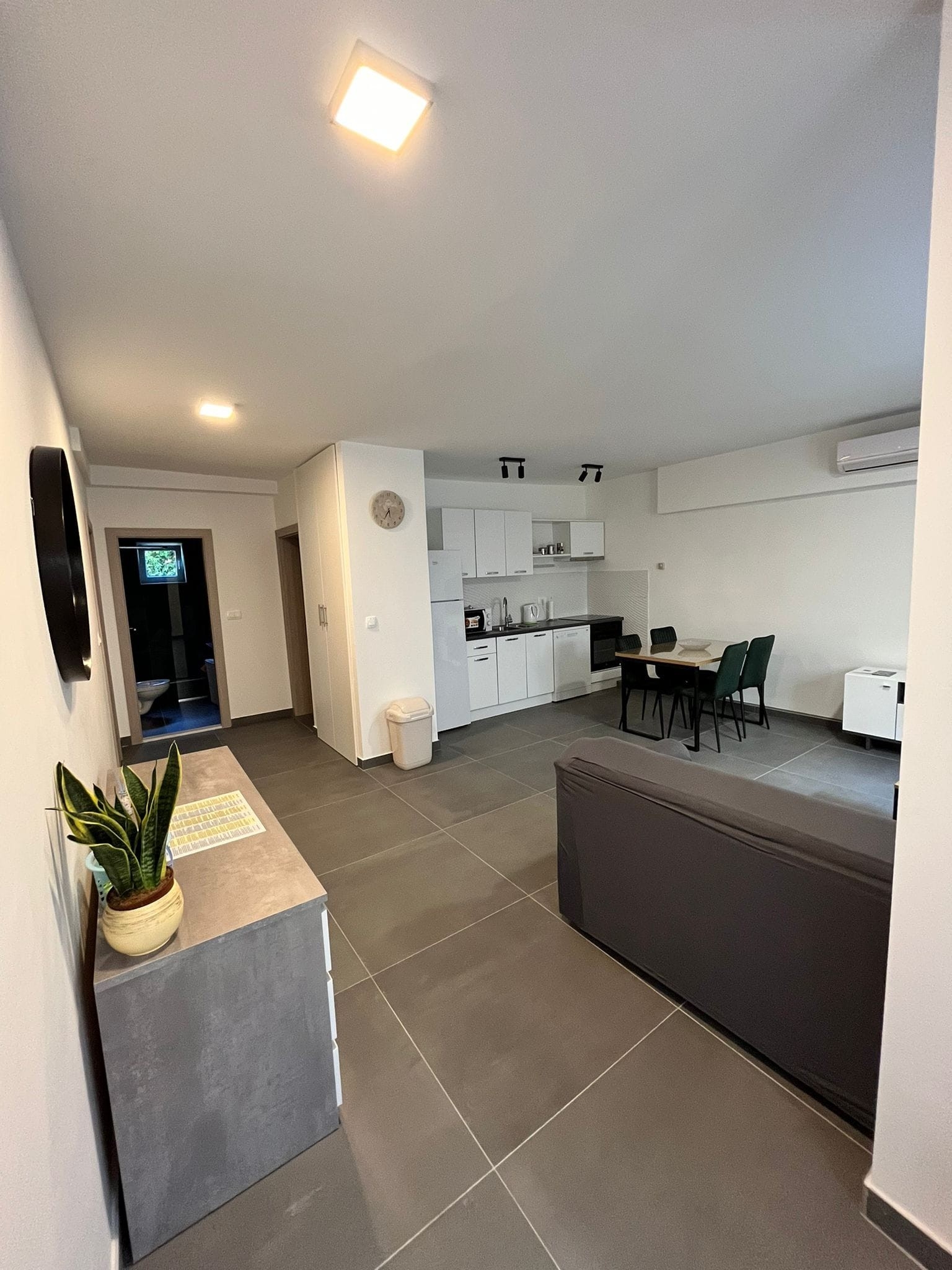 Two bedroom apartment with terrace Stobreč, Split  A-a