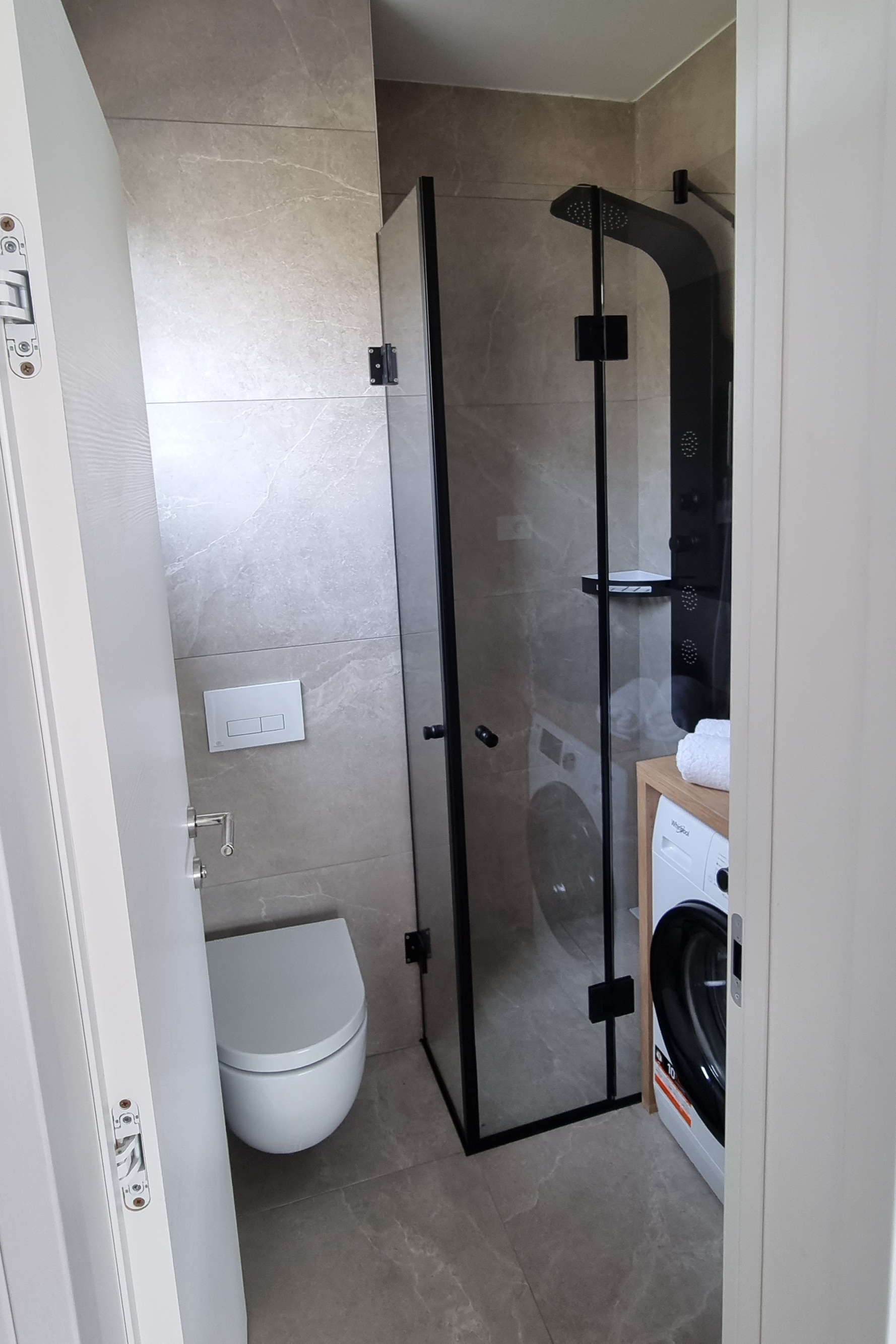 One bedroom apartment with terrace and sea view Podstrana, Split  A-a
