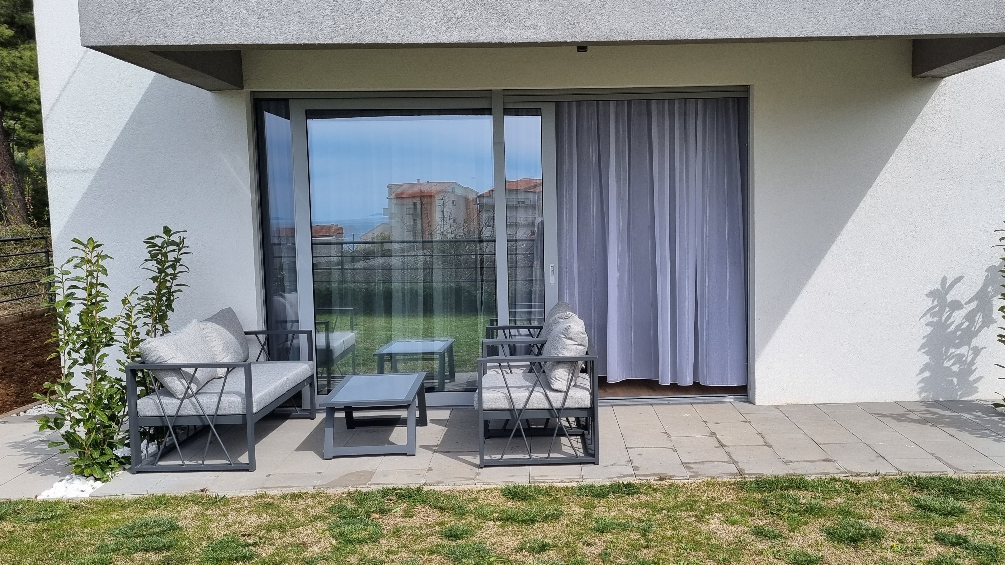 One bedroom apartment with terrace and sea view Podstrana, Split  A-a