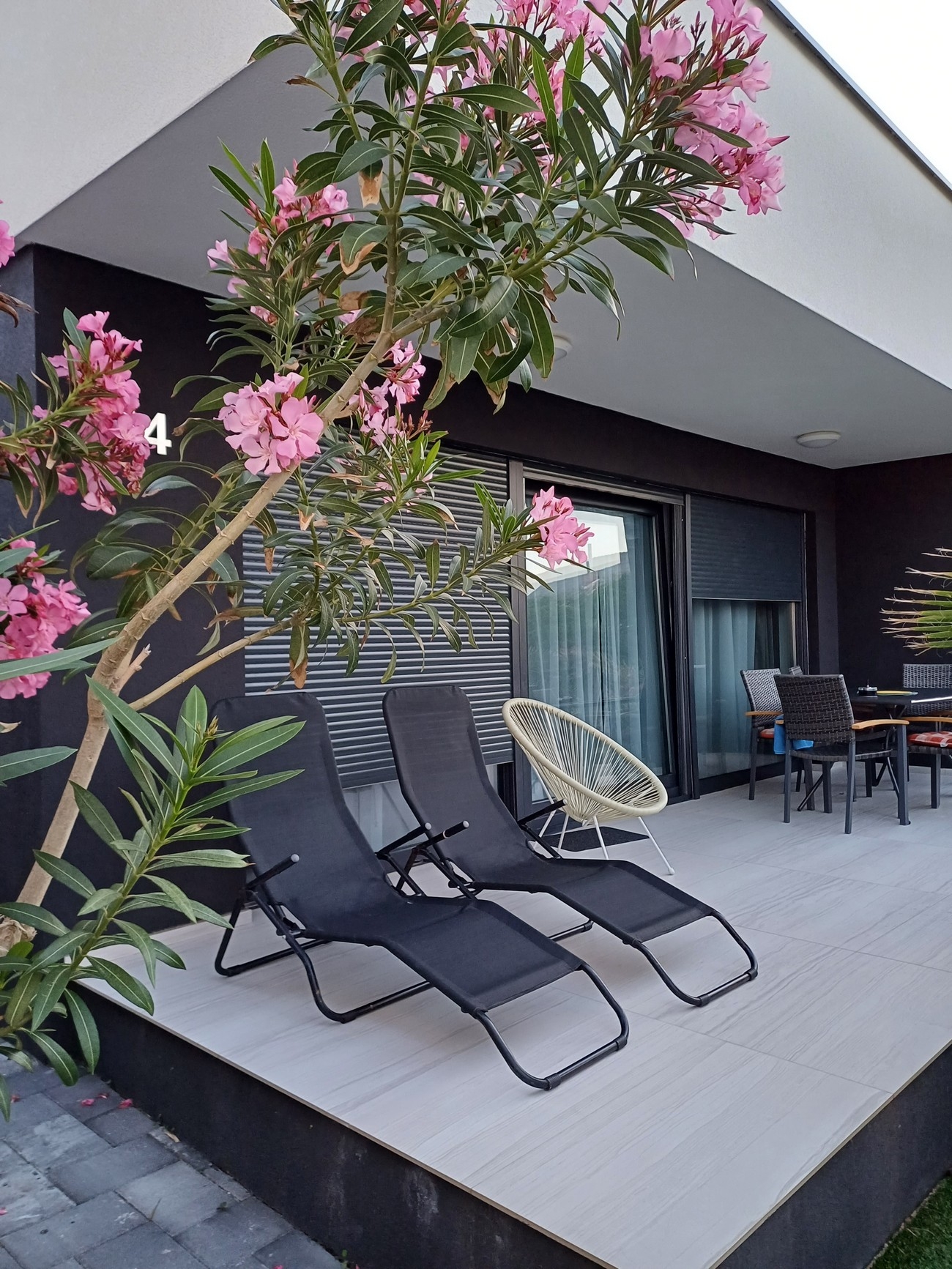 Three bedroom house with terrace Vir  K