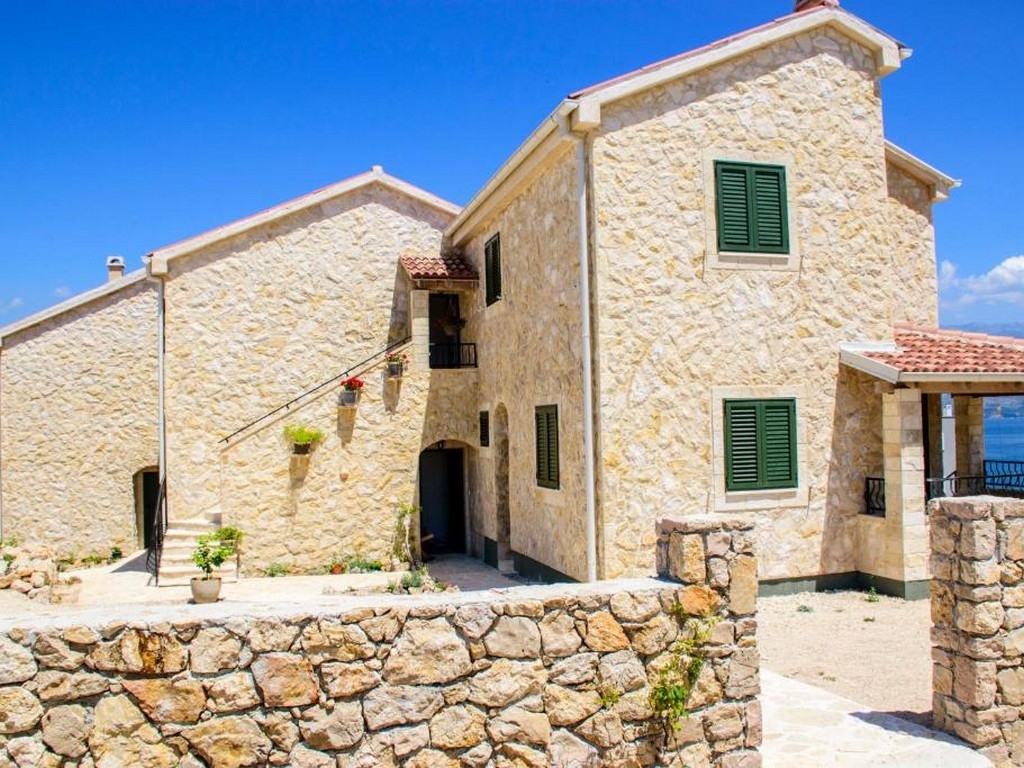 Two bedroom apartment with terrace and sea view Ražanac, Zadar  A-a
